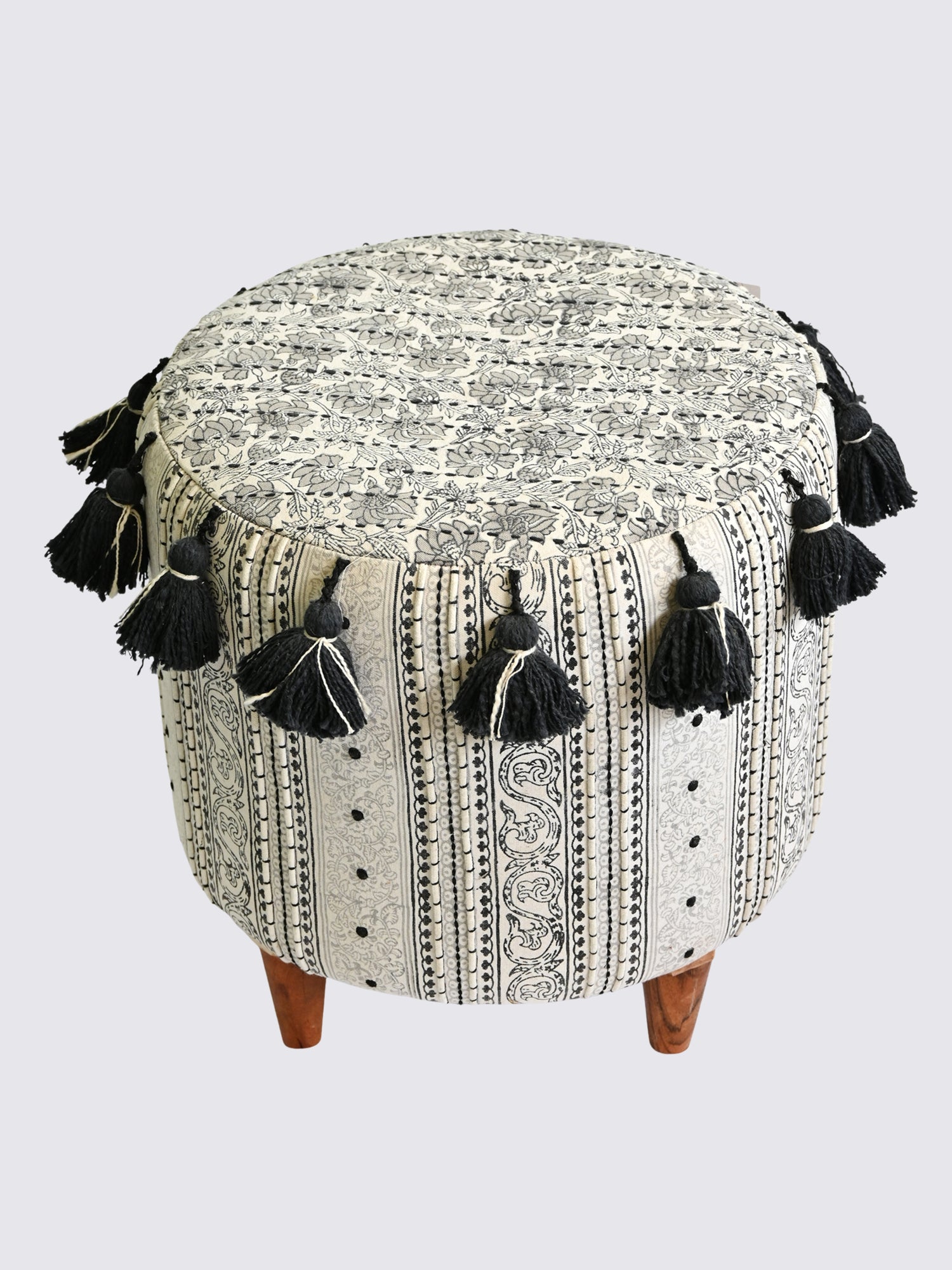 Vritti - CYLINDRICAL OTTOMAN