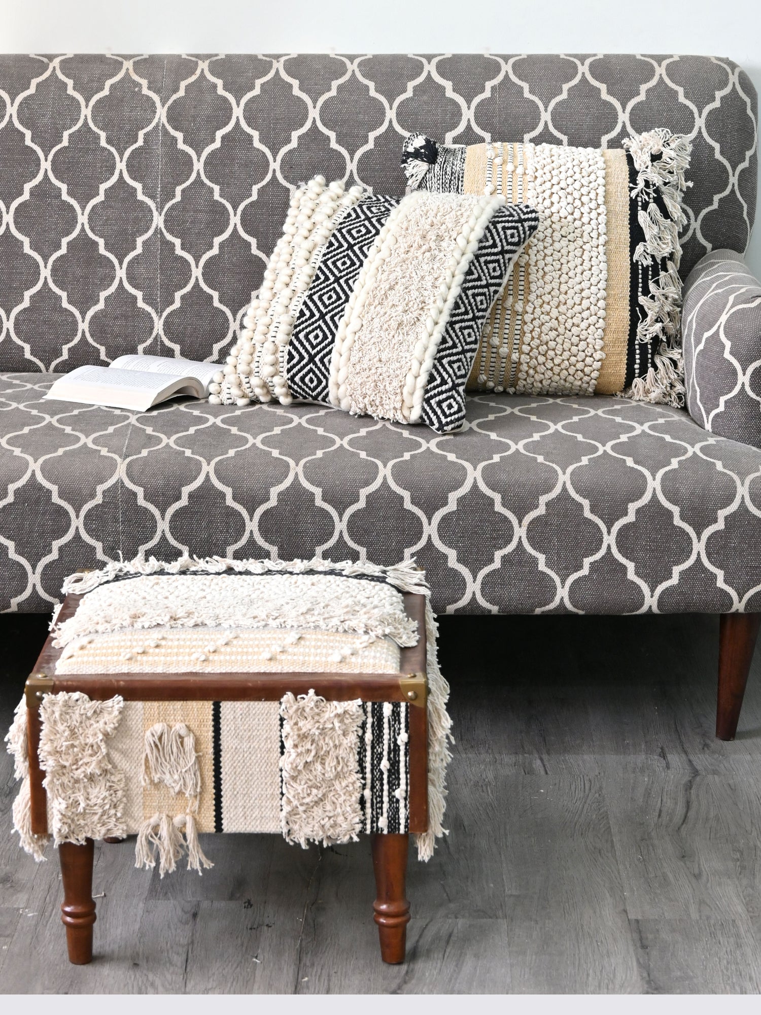 Miroo - CUBICAL OTTOMAN