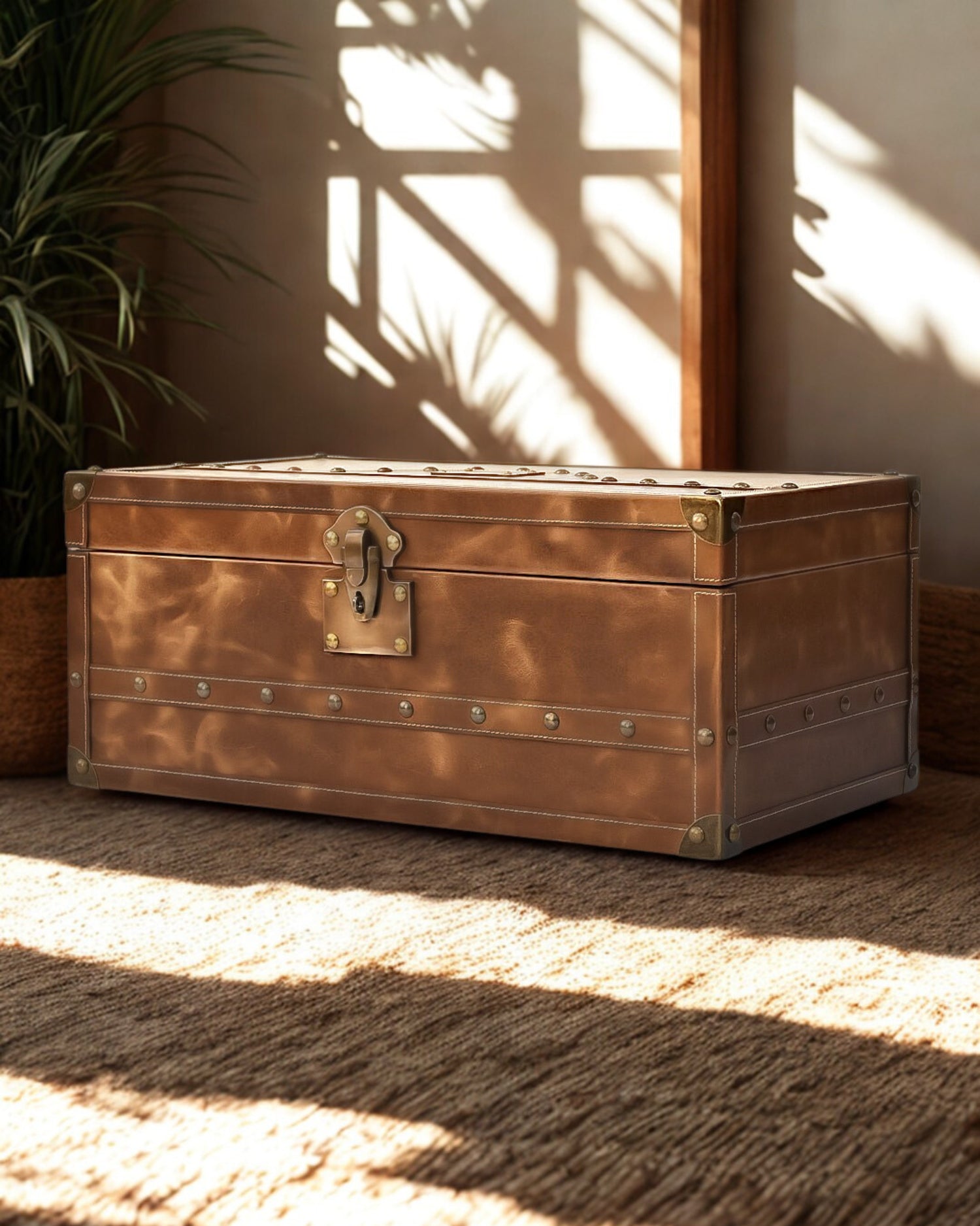 CORAL - LEATHER TRUNK