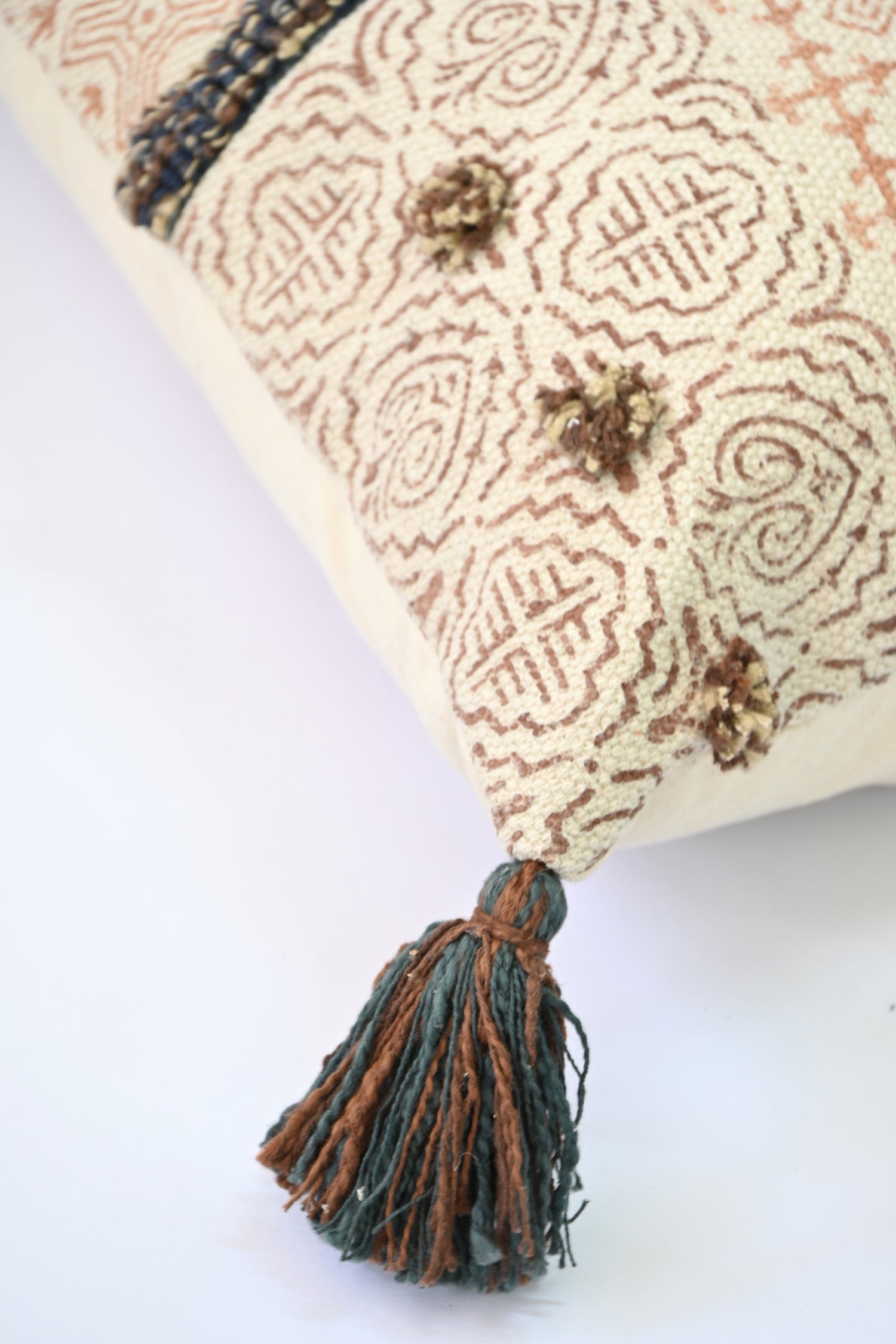 Azrah - SQUARE CUSHION COVER