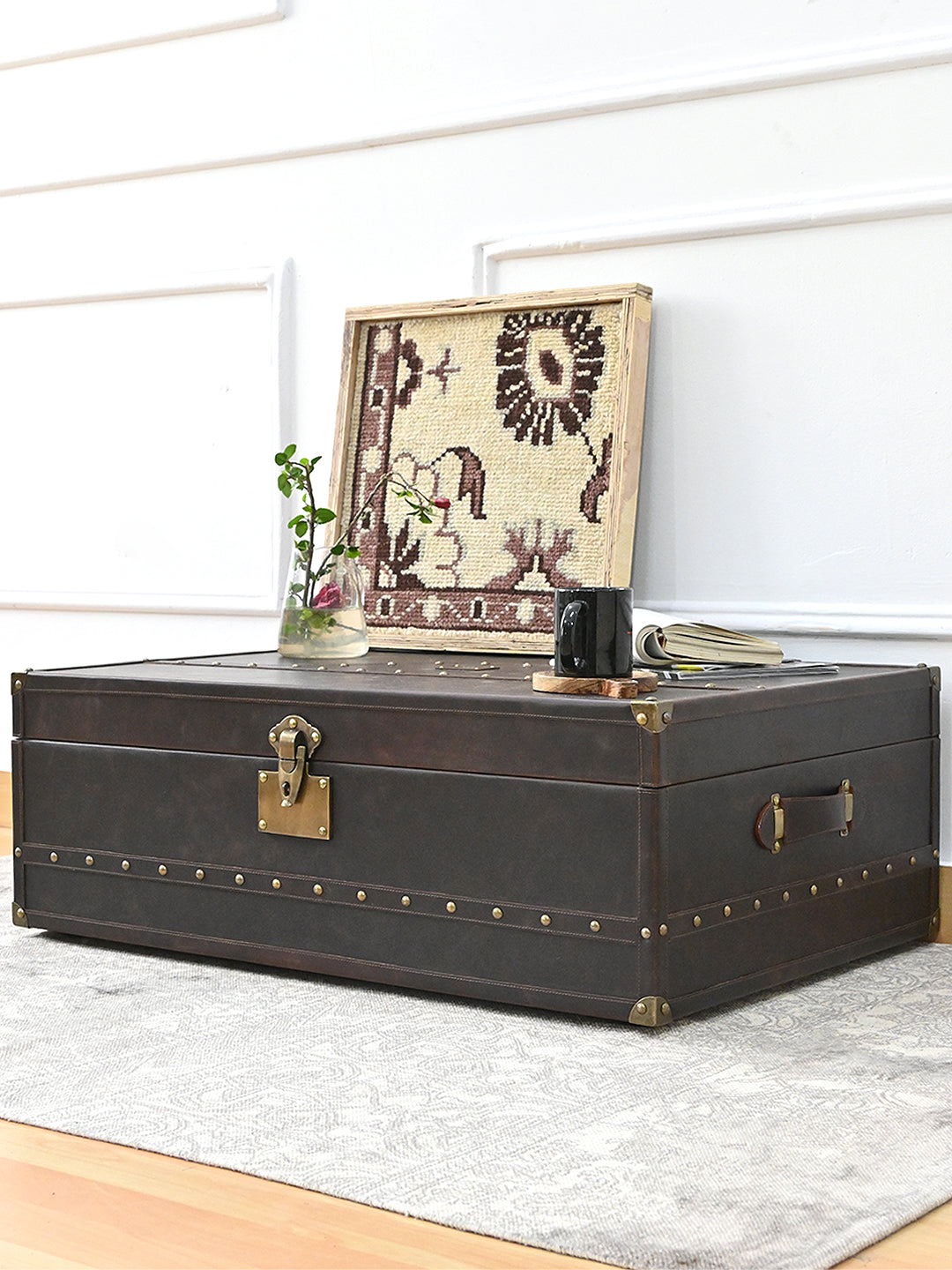 Jaisalmer Campaign Trunk — handcrafted leather storage trunk by Art Avenue, texture detail