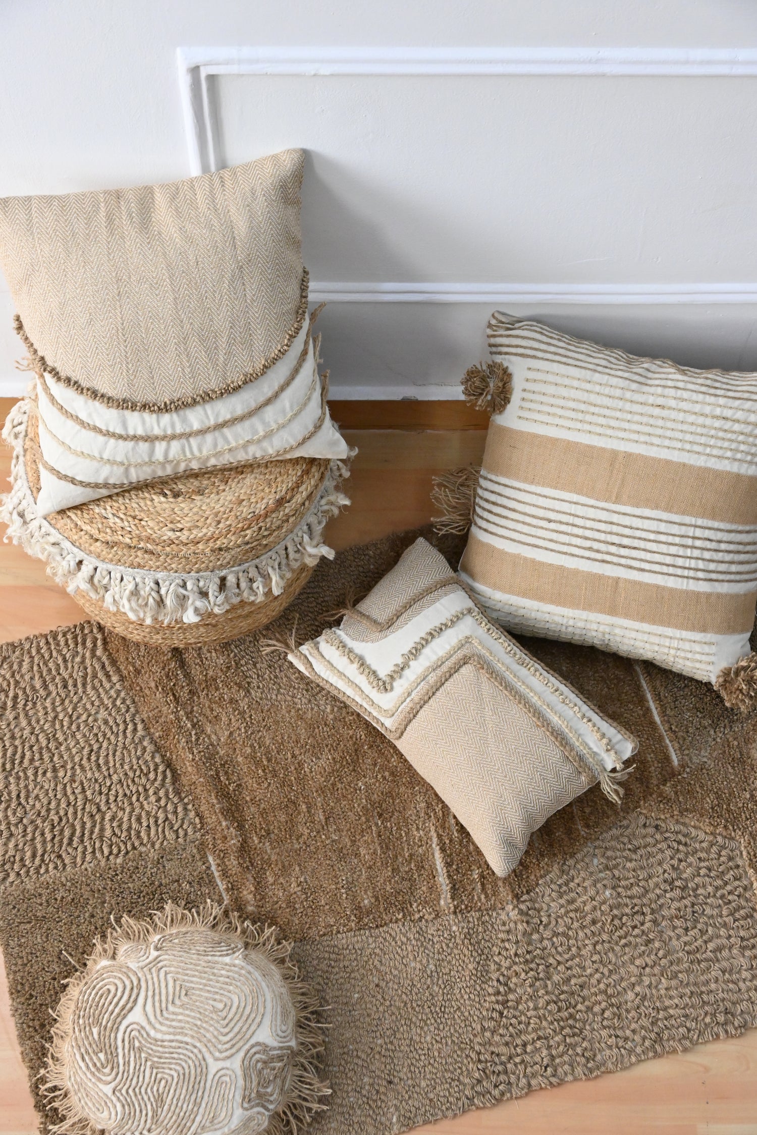 Niva - LUMABR CUSHION COVER