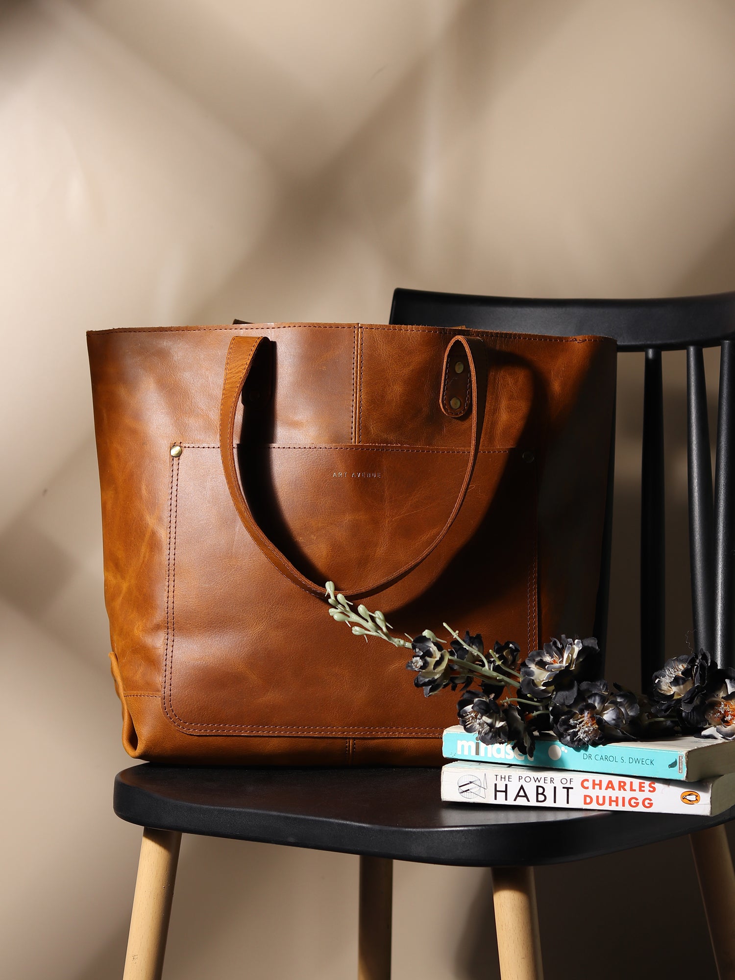 KIER - LEATHER HAND BAG