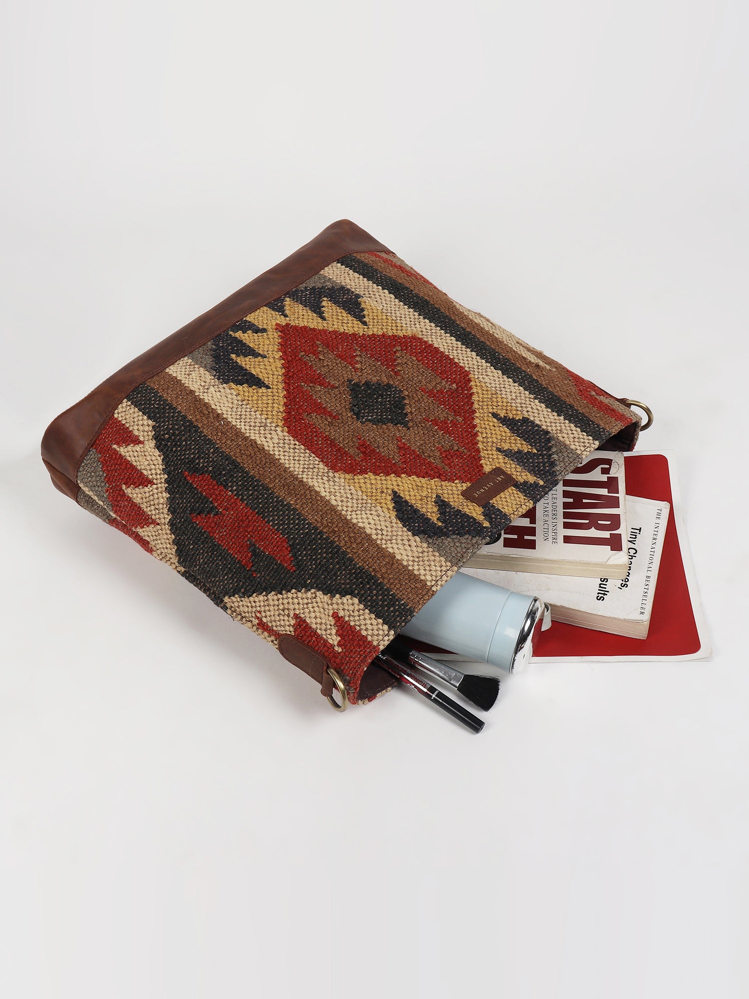 AUSTERE - KILIM & LEATHER HAND BAG