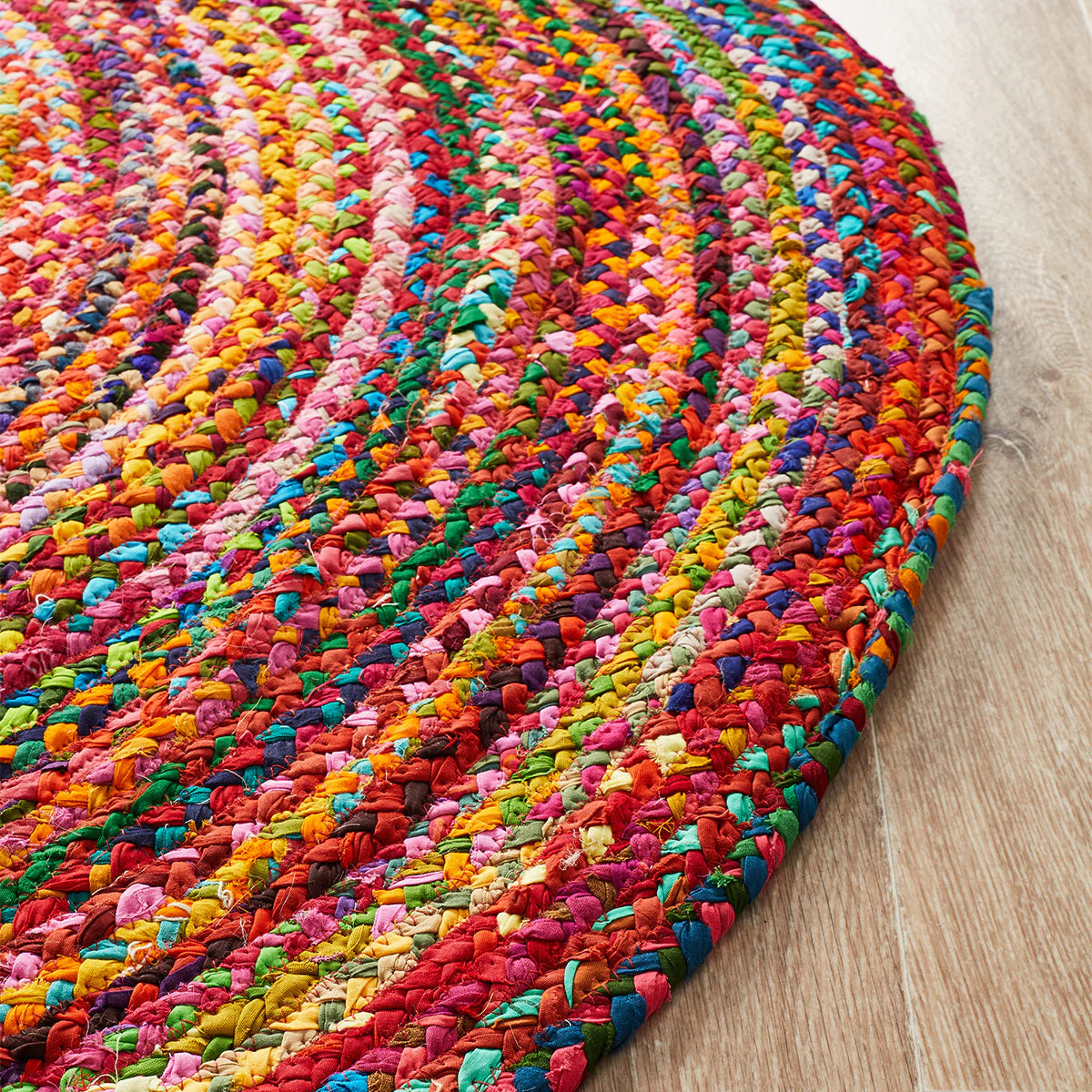 JUSTIFIED - ROUND JUTE RUG