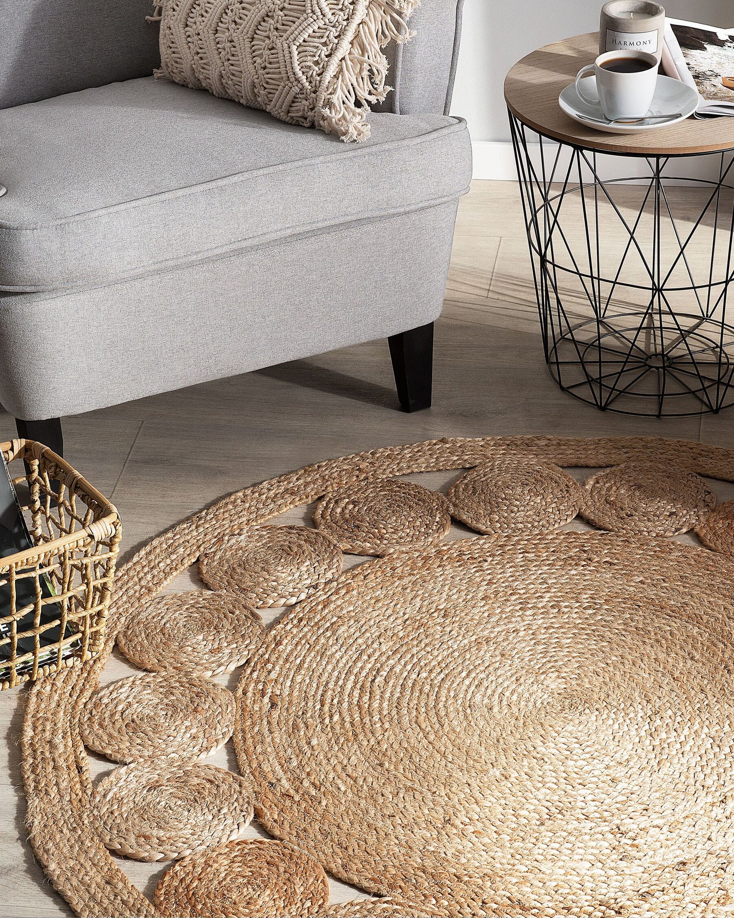 ENGAGE - ROUND JUTE RUG