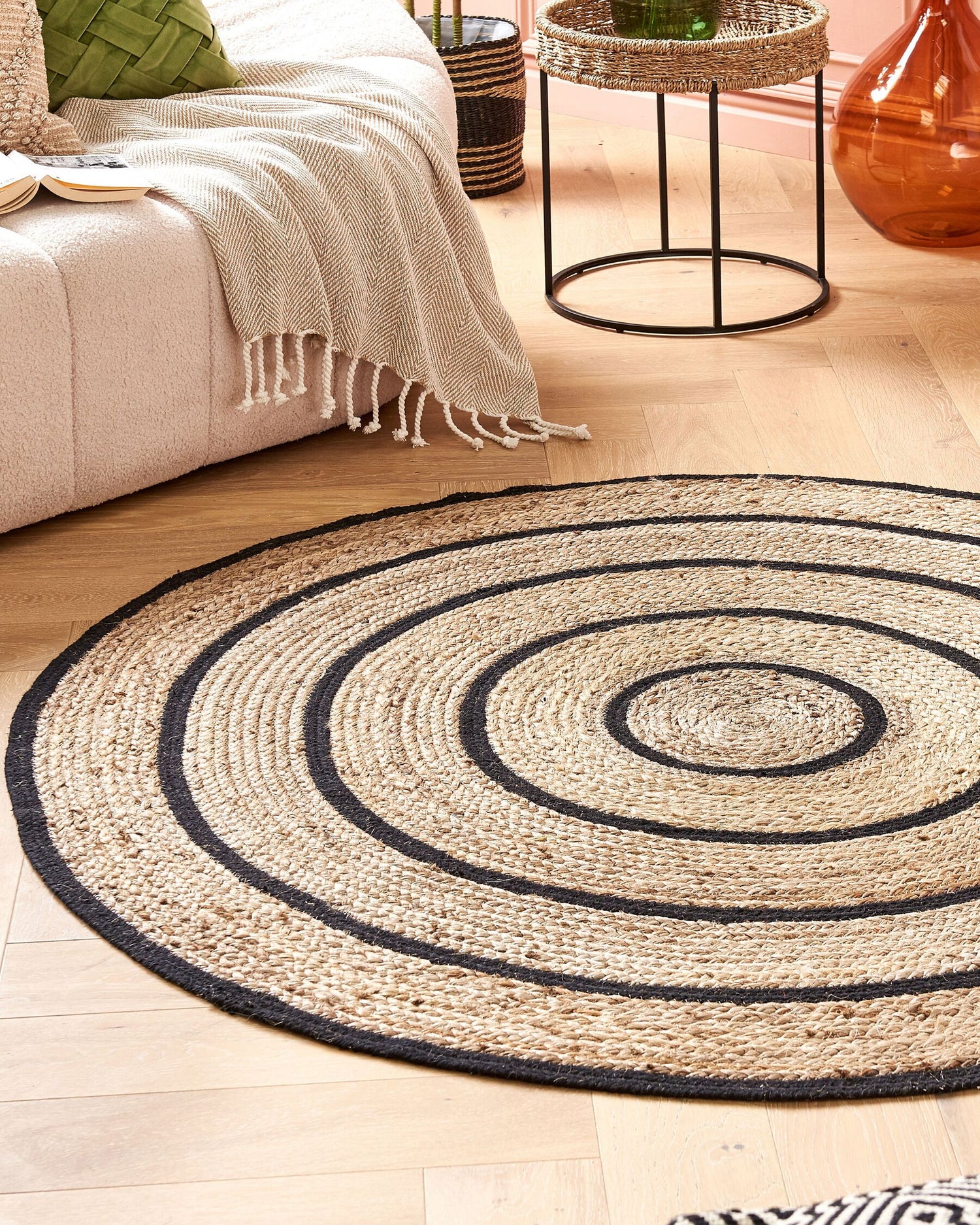 FUJAIRAH - ROUND JUTE RUG