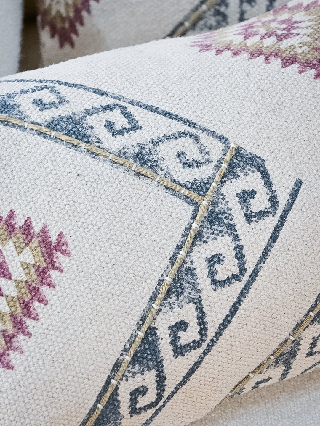 FENCE - LUMBAR CUSHION COVER - ART AVENUE