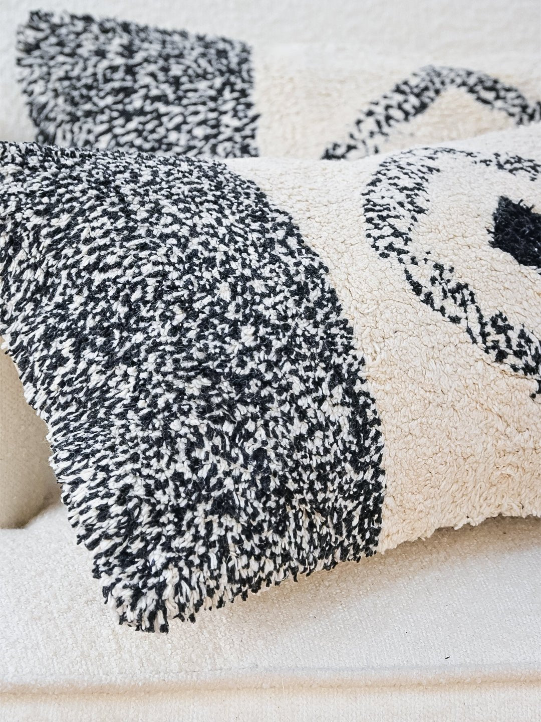 NUMINA - LUMBAR CUSHION COVER - ART AVENUE