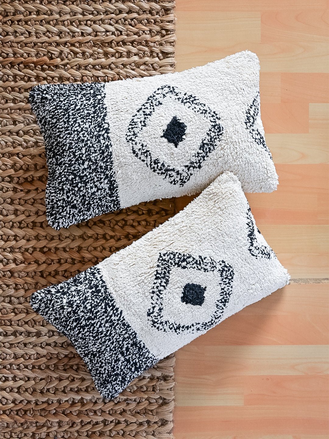 NUMINA - LUMBAR CUSHION COVER - ART AVENUE