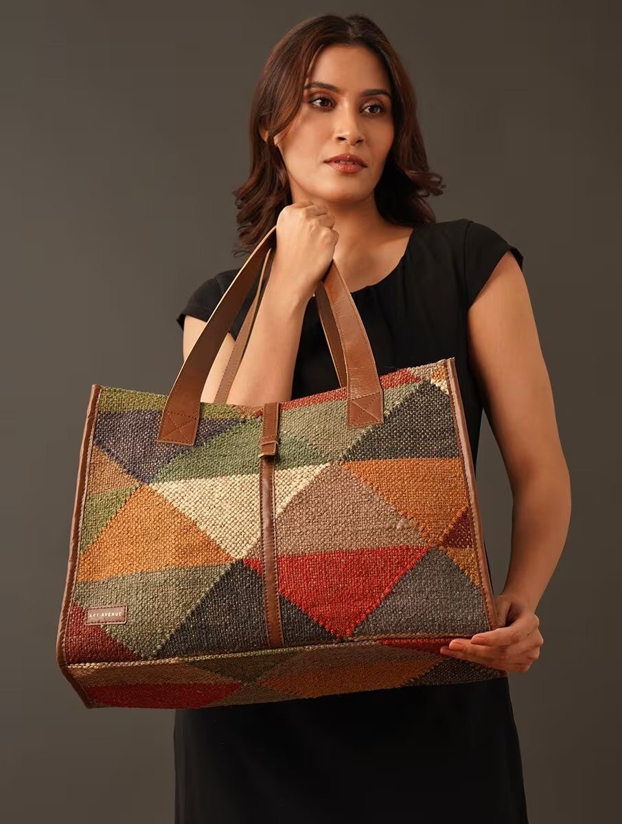 UMBRA - KILIM & LEATHER HAND BAG - ART AVENUE