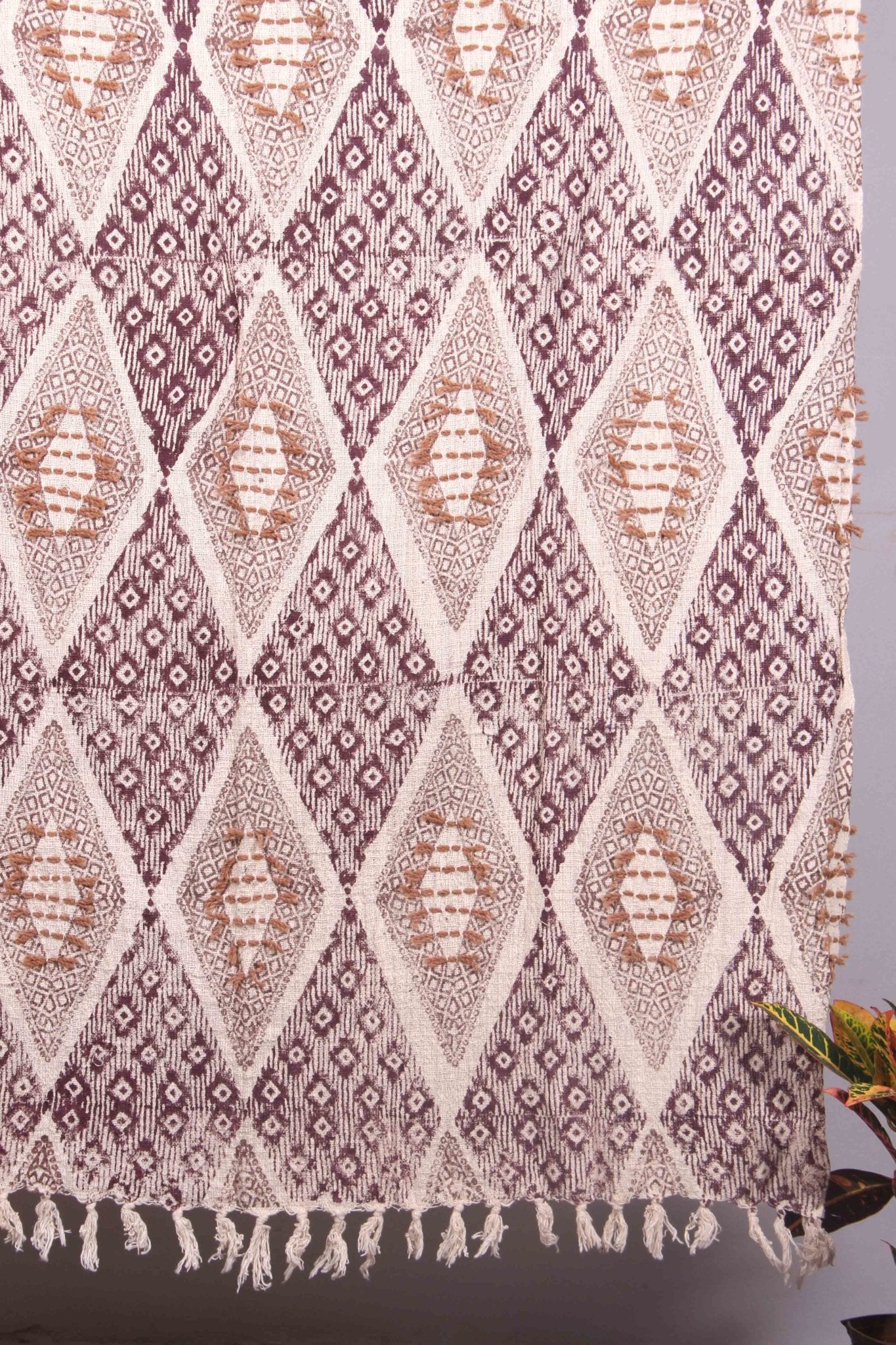 TARDY - THROWS - ART AVENUE