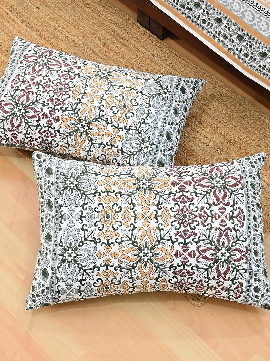 SUHANI JAAL FLORAL COTTON PRINTED DOUBLE BEDSHEET WITH PILLOW - ART AVENUE