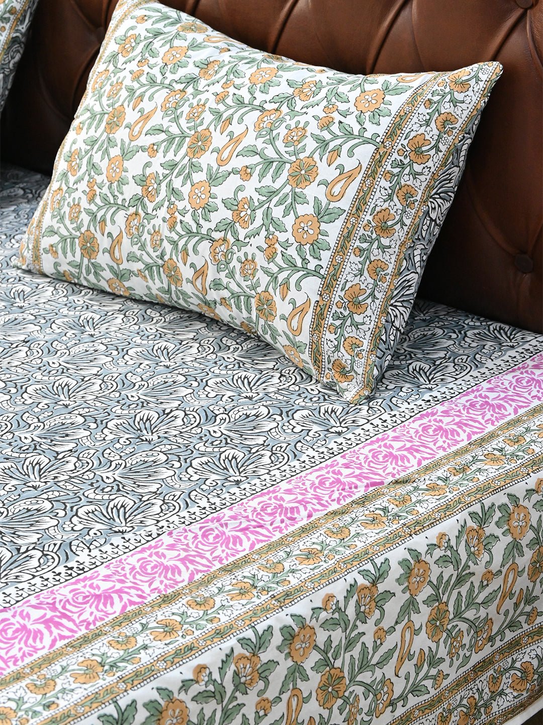 CHINTZ FLORAL COTTON PRINTED DOUBLE BEDSHEET WITH PILLOW - ART AVENUE