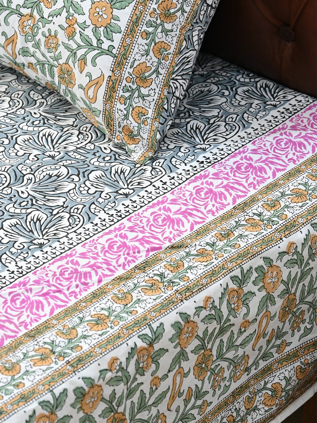 CHINTZ FLORAL COTTON PRINTED DOUBLE BEDSHEET WITH PILLOW - ART AVENUE