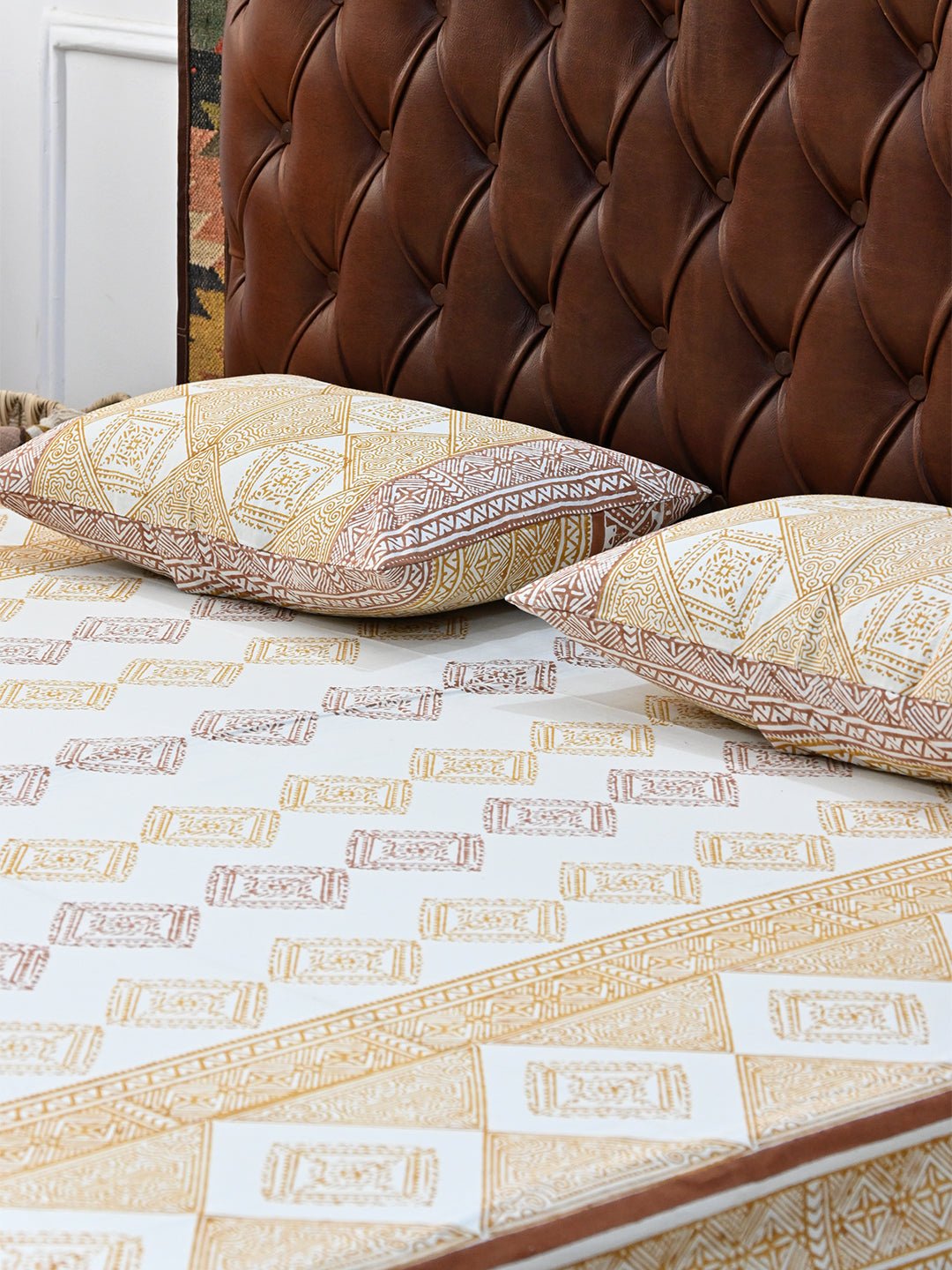 GEOMETRIC EARTHY TONE COTTON PRINTED DOUBLE BEDSHEET WITH PILLOW - ART AVENUE