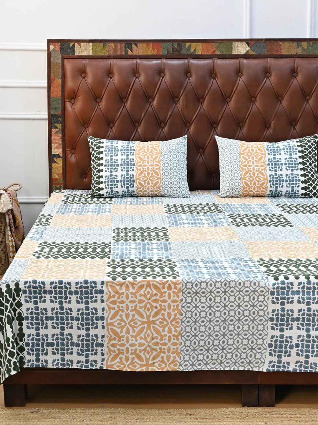 BOHEMIAN GEOMETRIC COTTON PRINTED DOUBLE BEDSHEET WITH PILLOW - ART AVENUE