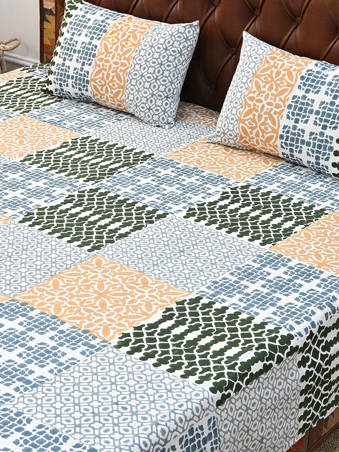 BOHEMIAN GEOMETRIC COTTON PRINTED DOUBLE BEDSHEET WITH PILLOW - ART AVENUE