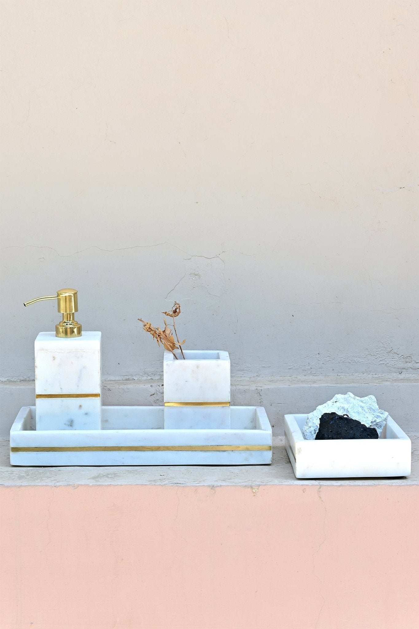 FLORENCE WHITE MARBLE BATHROOM SET - ART AVENUE
