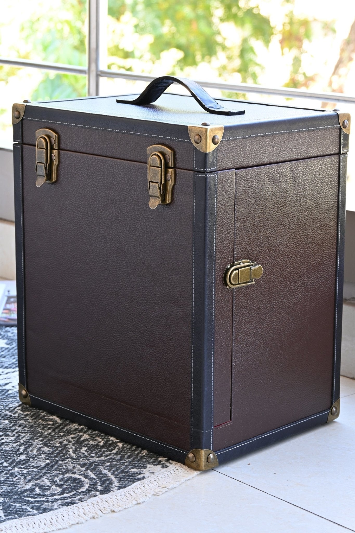 OLIVER - PORTABLE LEATHER BAR - ART AVENUE