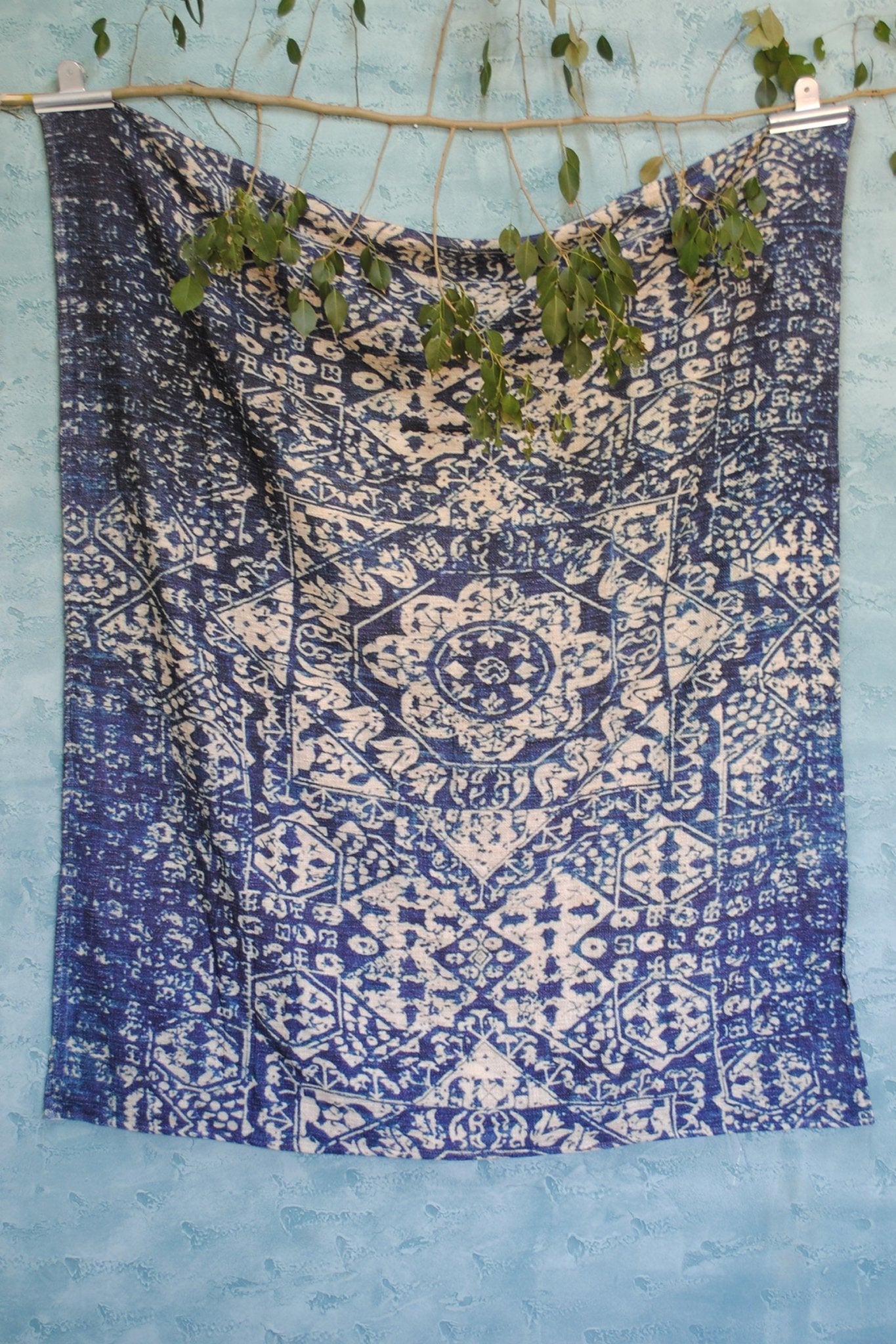 ROSERY - PRINTED THROWS - ART AVENUE