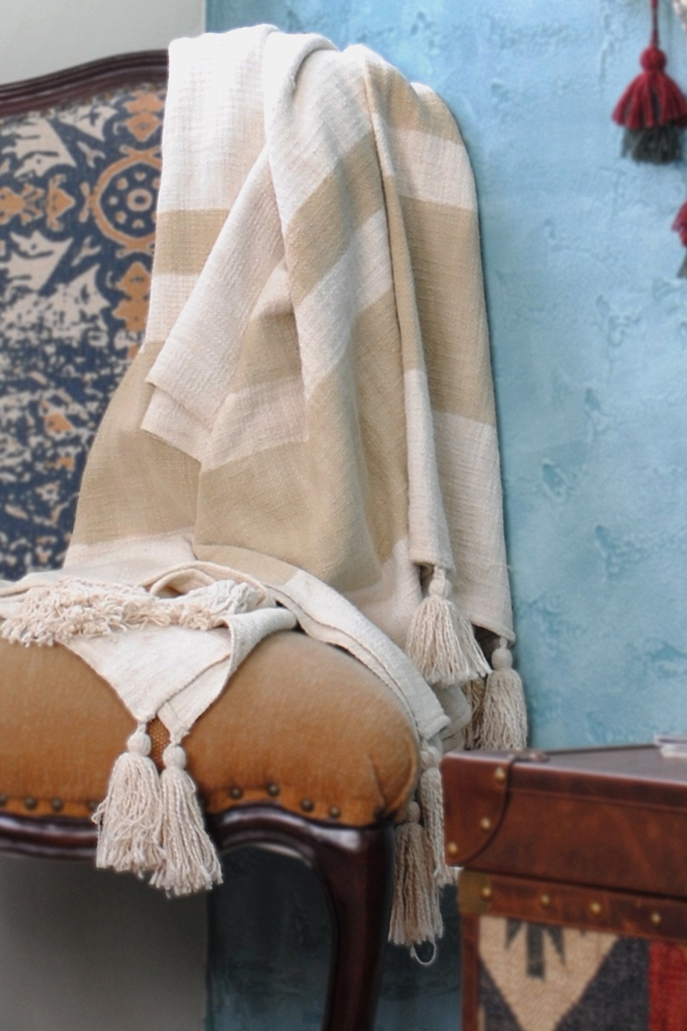 ACUTE - BLOCK PRINTED THROW - ART AVENUE