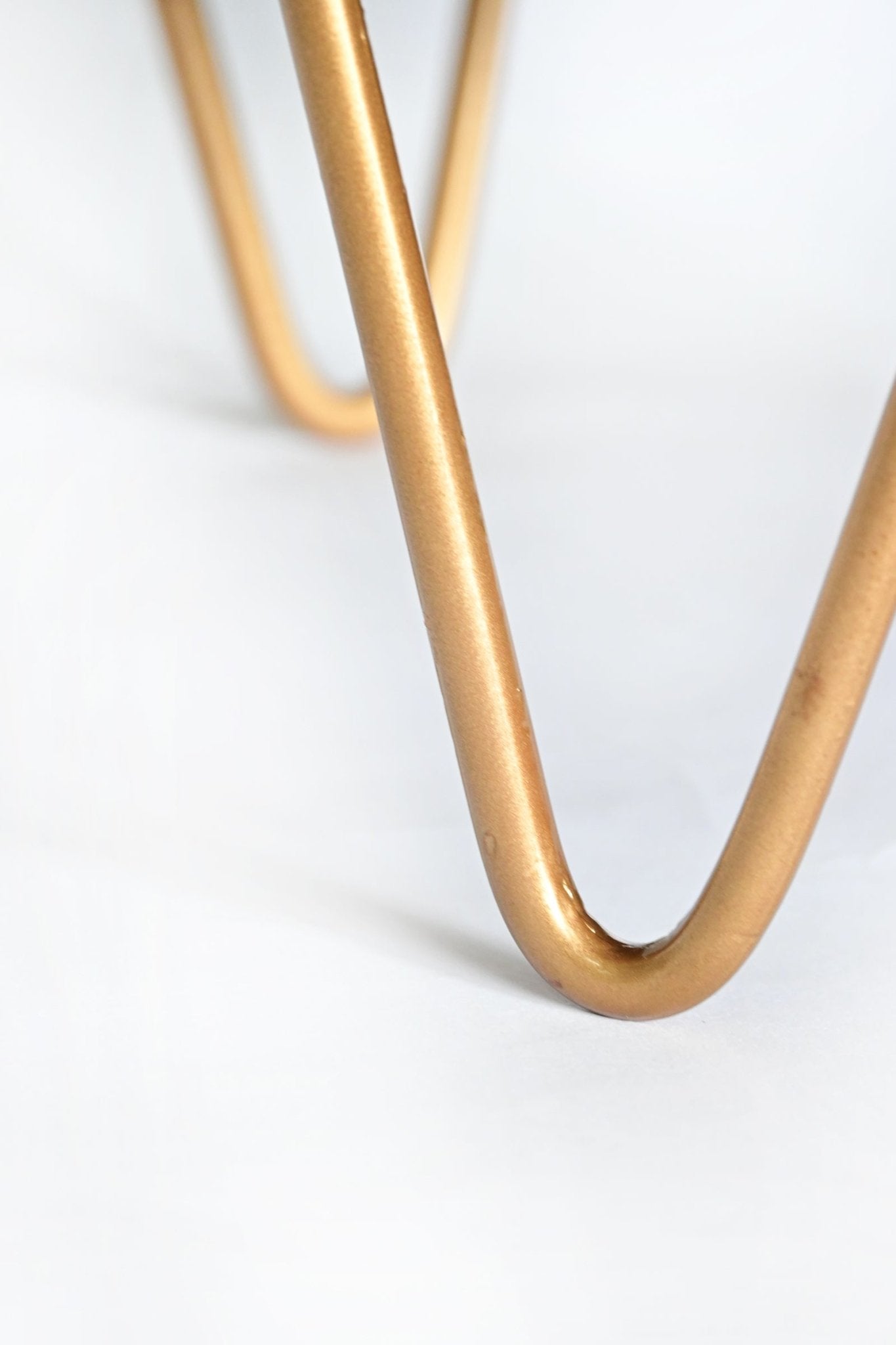 INDIRA - ROUND SIDE TABLE - ART AVENUE