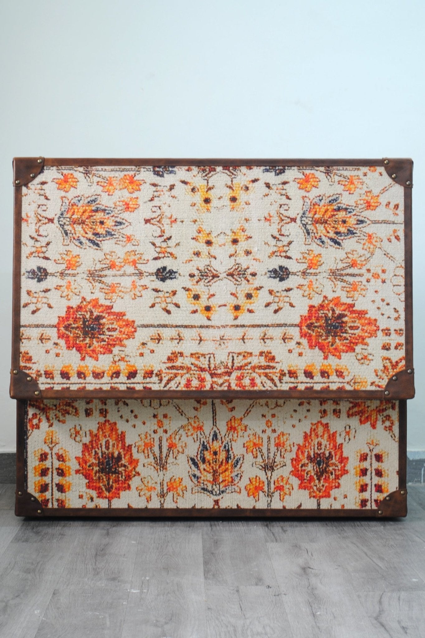 TERRAIN - TRUNK - ART AVENUE