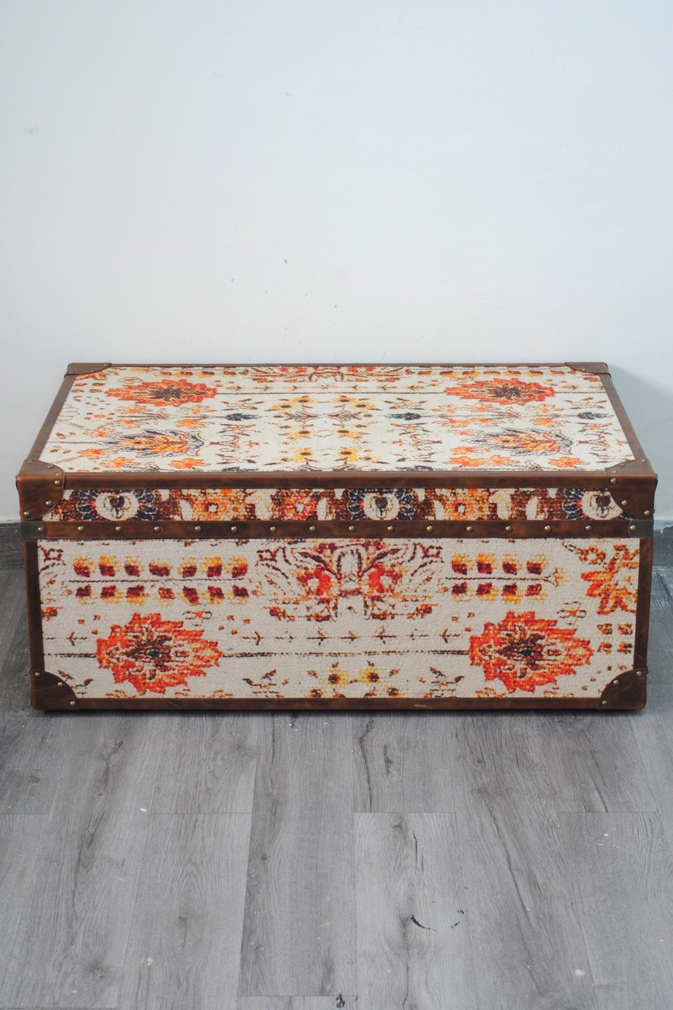 TERRAIN - TRUNK - ART AVENUE