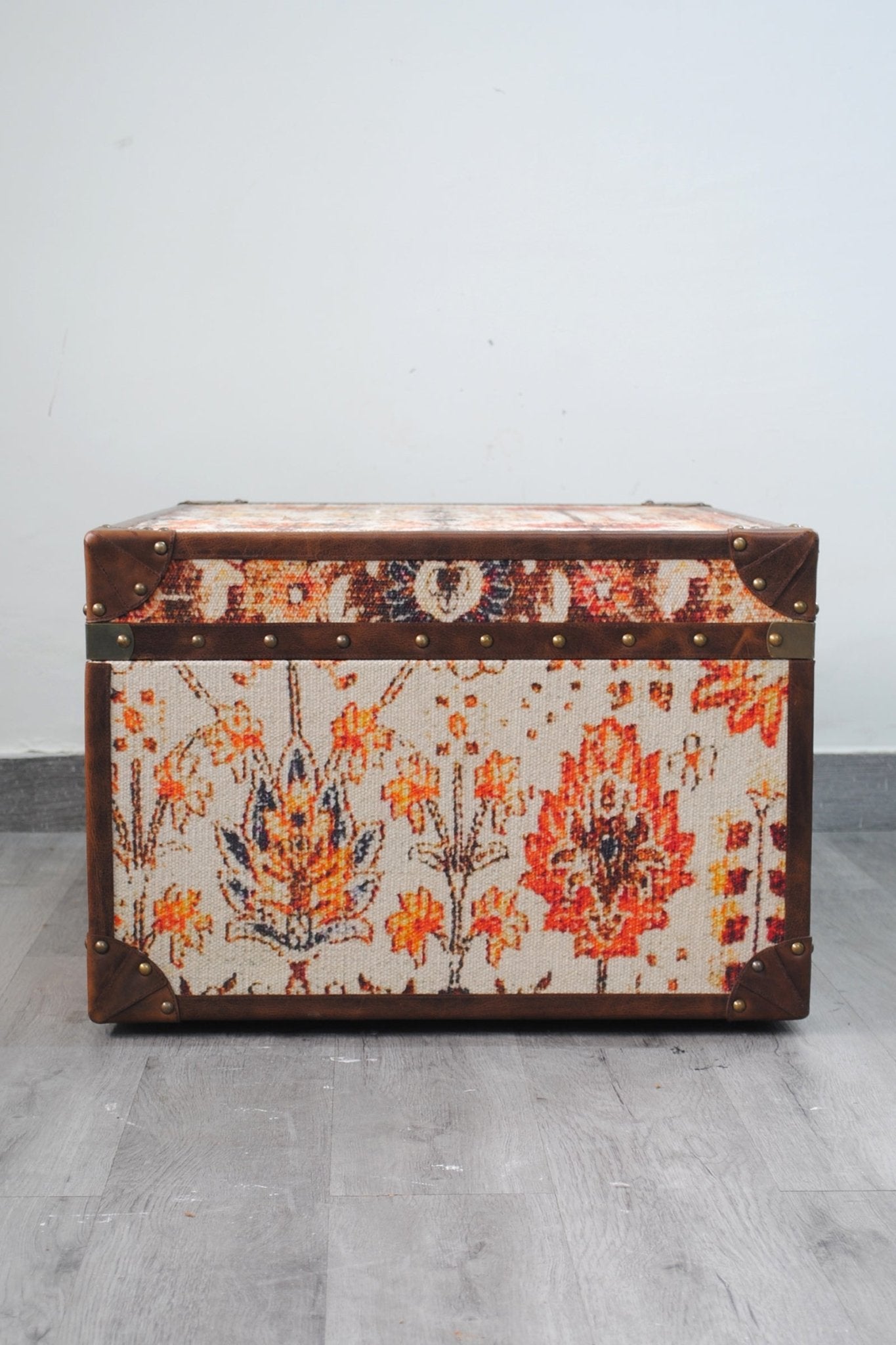 TERRAIN - TRUNK - ART AVENUE