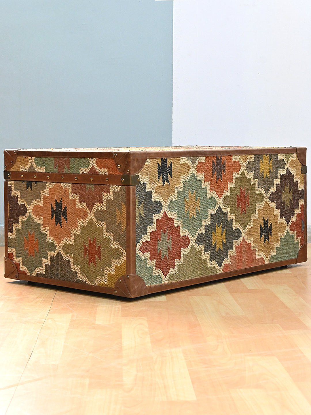 ELITE KILIM TRUNK/TABLE WITH LEATHER - ART AVENUE