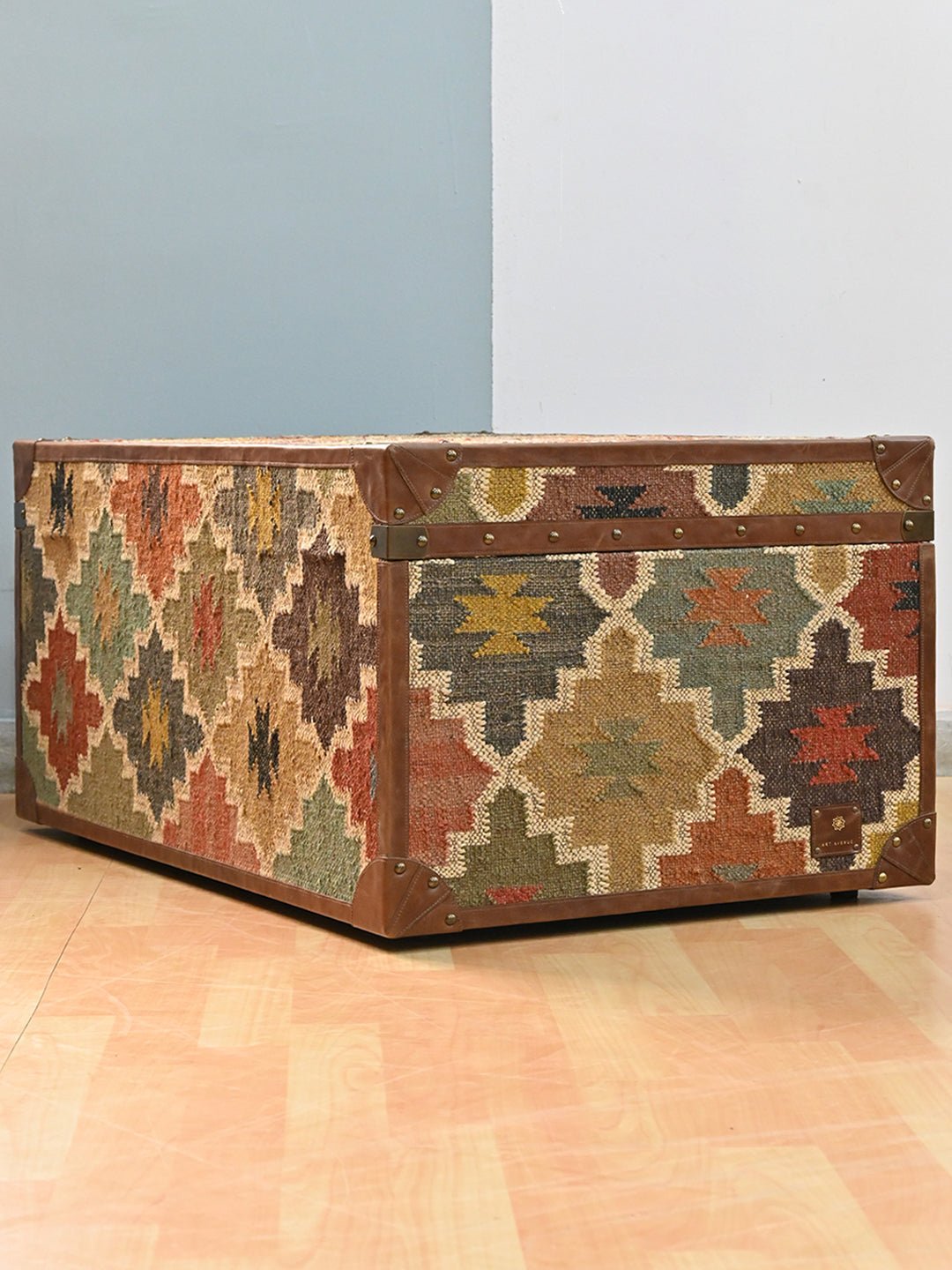 ELITE KILIM TRUNK/TABLE WITH LEATHER - ART AVENUE