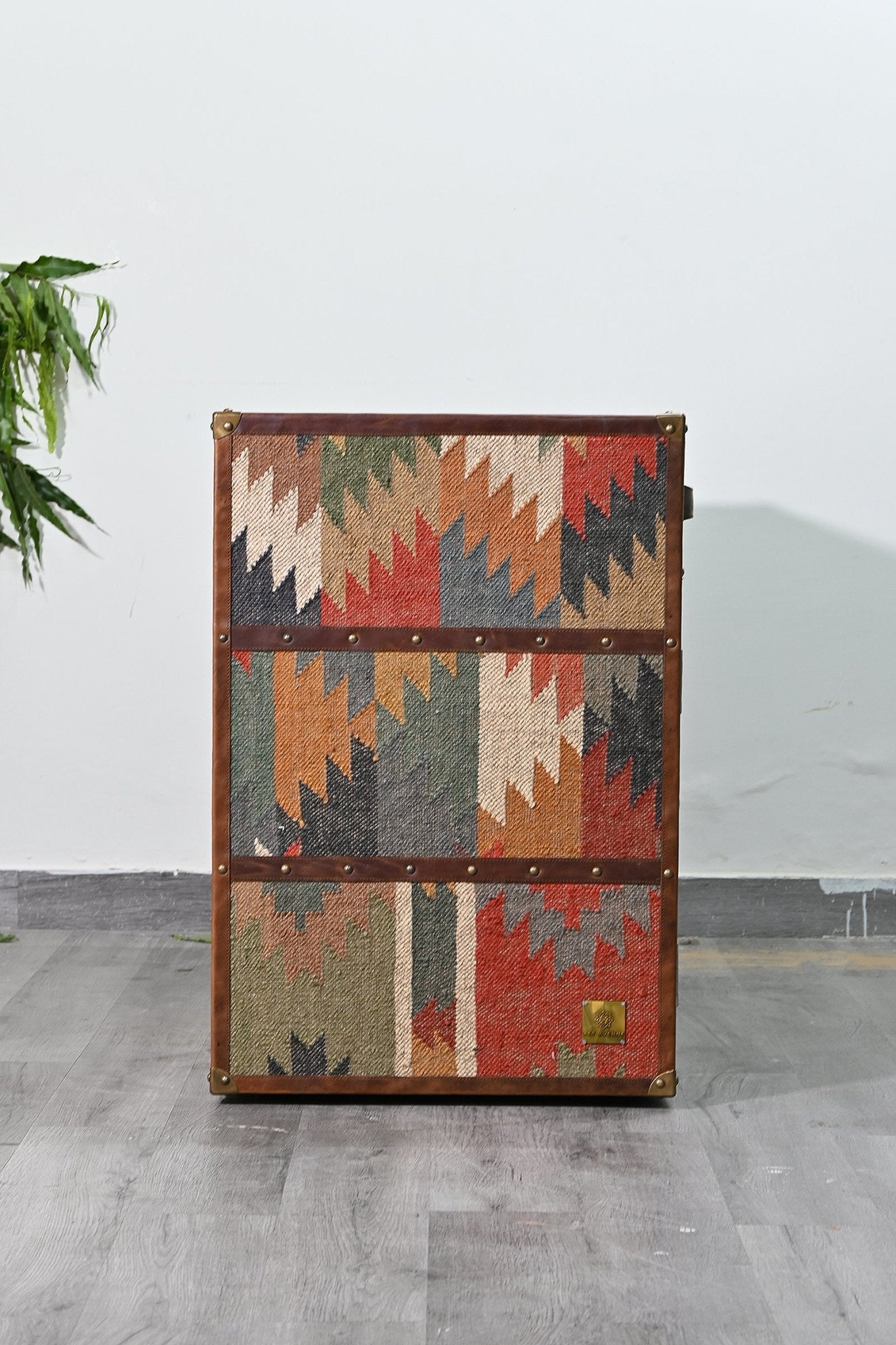 ZENOBIA CHEST OF DRAWERS - KILIM AND LEATHER - ART AVENUE