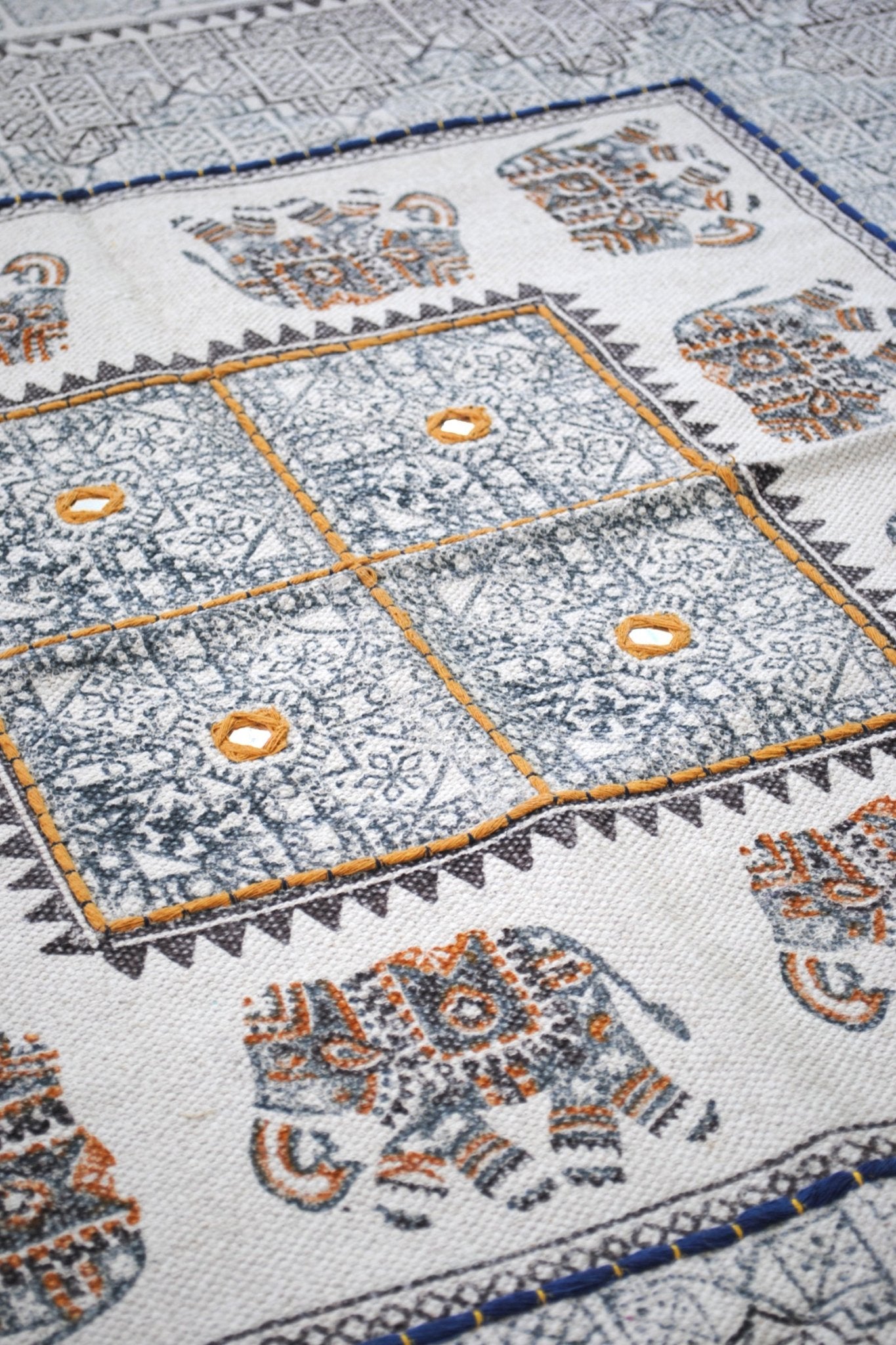 MORPHY - BLOCK PRINTED RUG - ART AVENUE