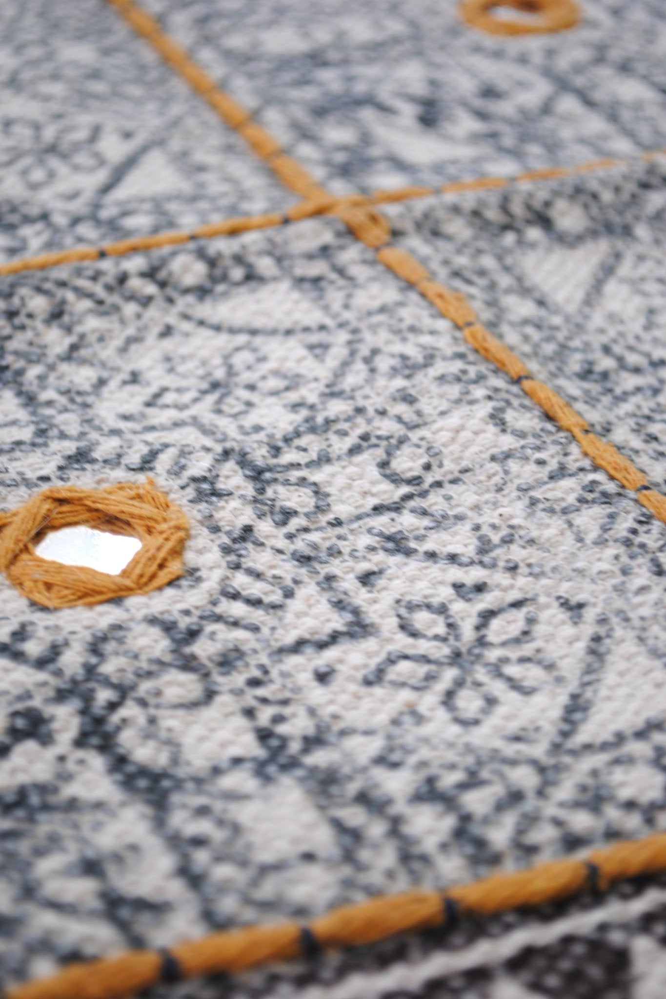 MORPHY - BLOCK PRINTED RUG - ART AVENUE