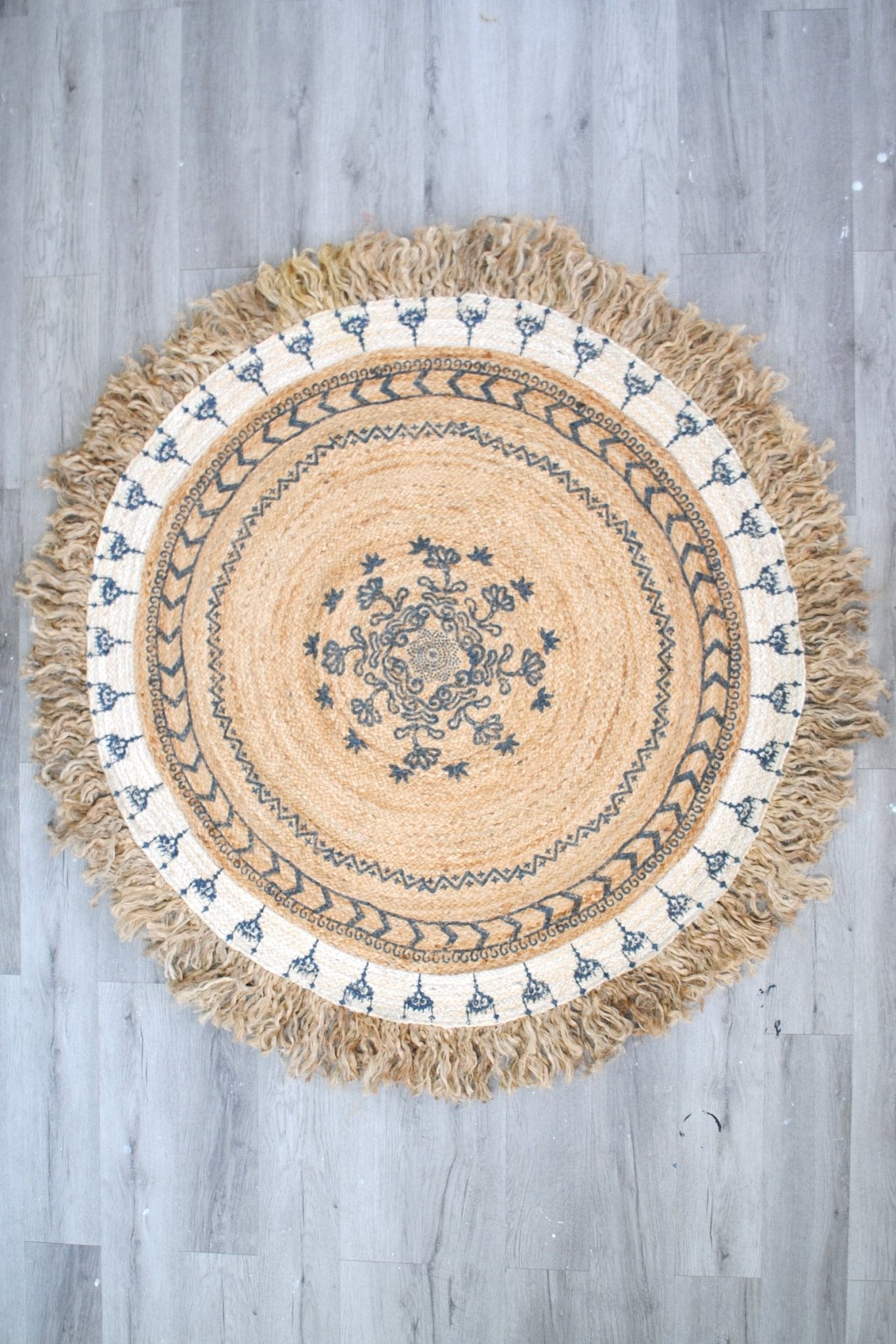 NIELLO - ROUND JUTE RUG - ART AVENUE