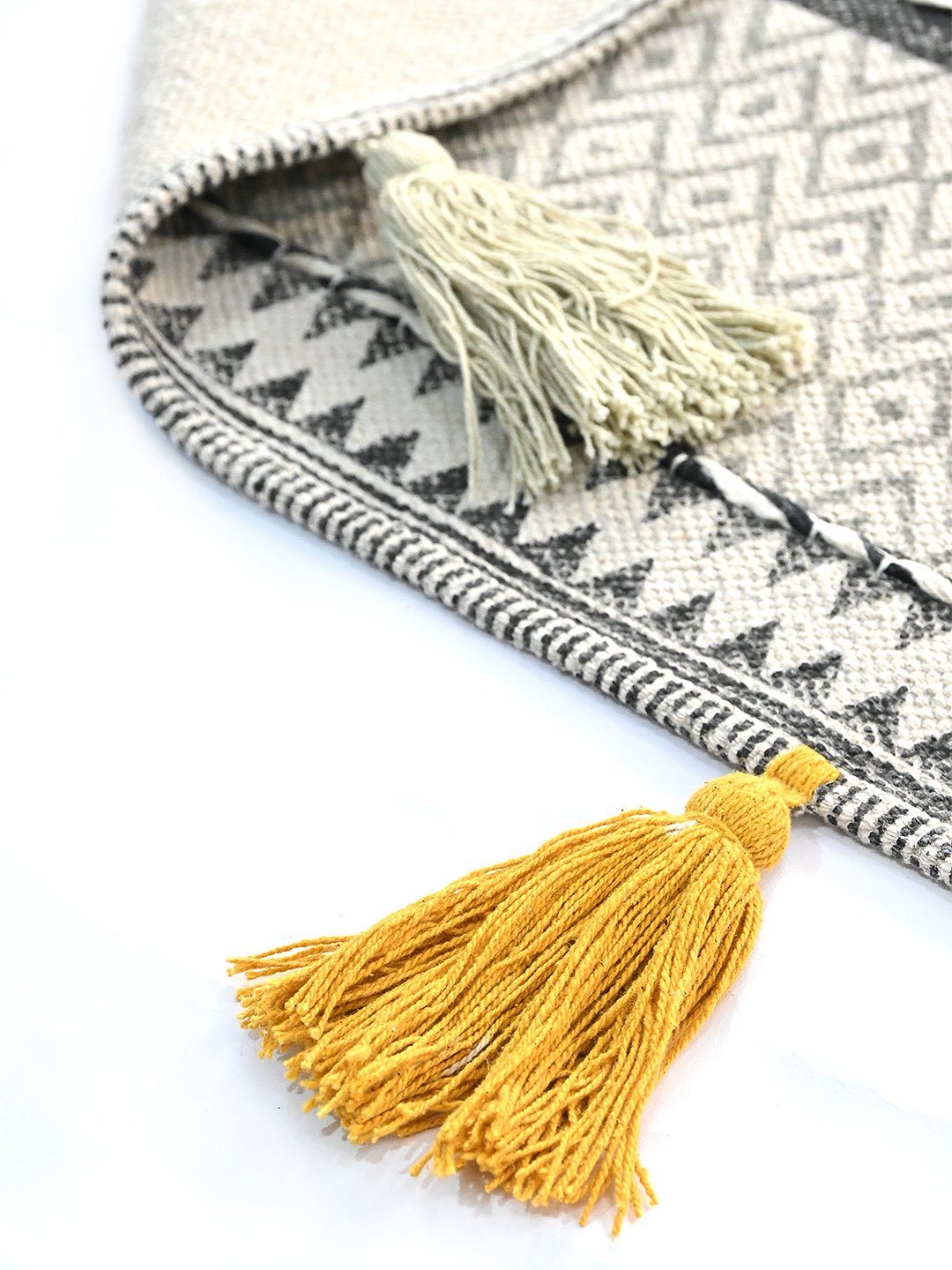 NAHUAS - BLOCK PRINTED RUG - ART AVENUE