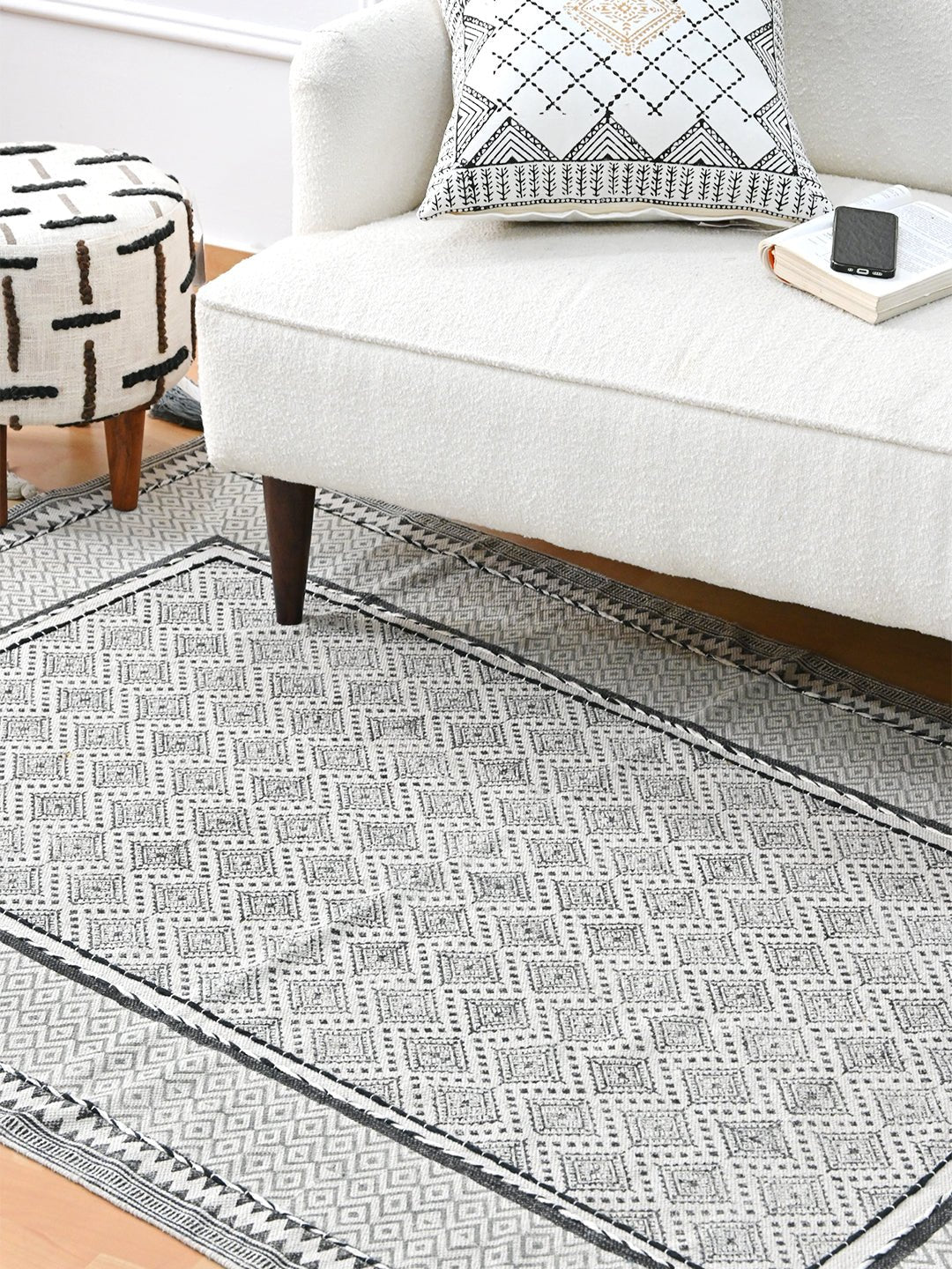 NAHUAS - BLOCK PRINTED RUG - ART AVENUE