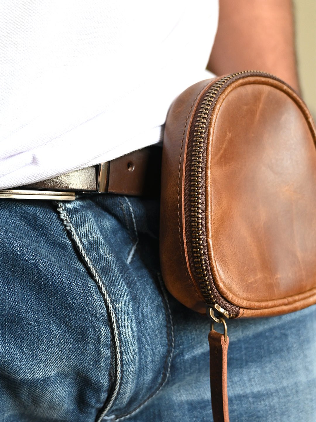 CRAIC - LEATHER WAIST POUCH - ART AVENUE