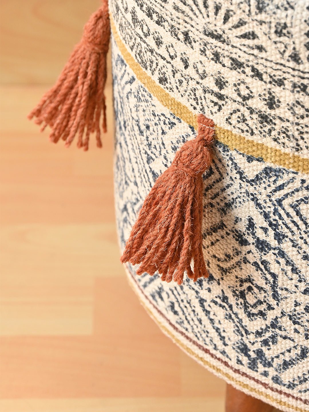 ACCEPT - CYLINDRICAL OTTOMAN - ART AVENUE