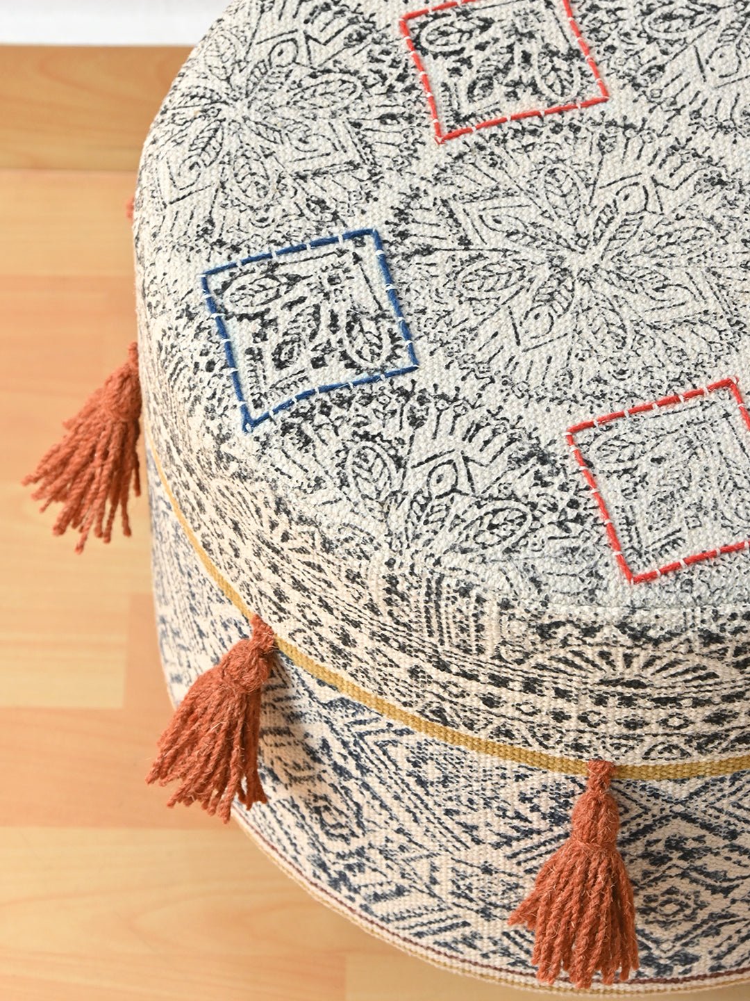 ACCEPT - CYLINDRICAL OTTOMAN - ART AVENUE