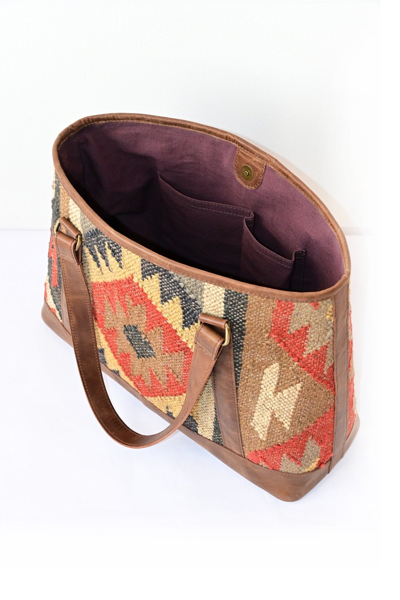 NYMPH - LEATHER AND KILIM BAG - ART AVENUE