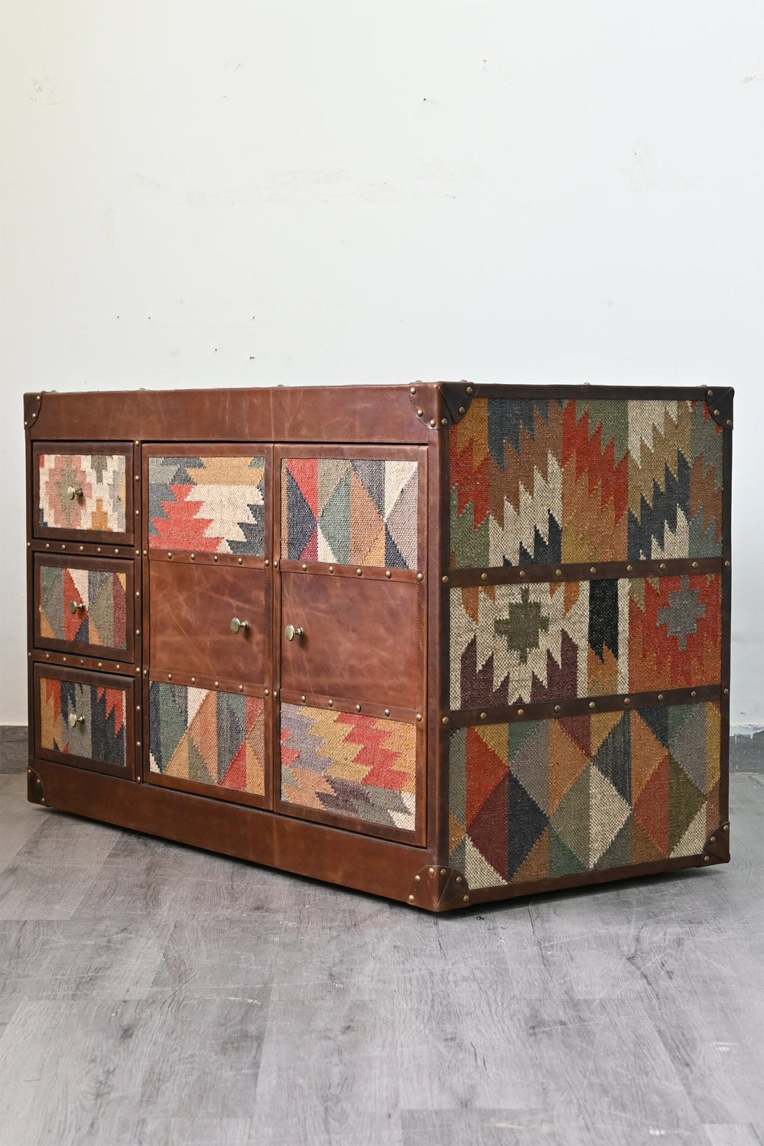 AMELIA CHEST OF DRAWERS - KILIM AND LEATHER - ART AVENUE