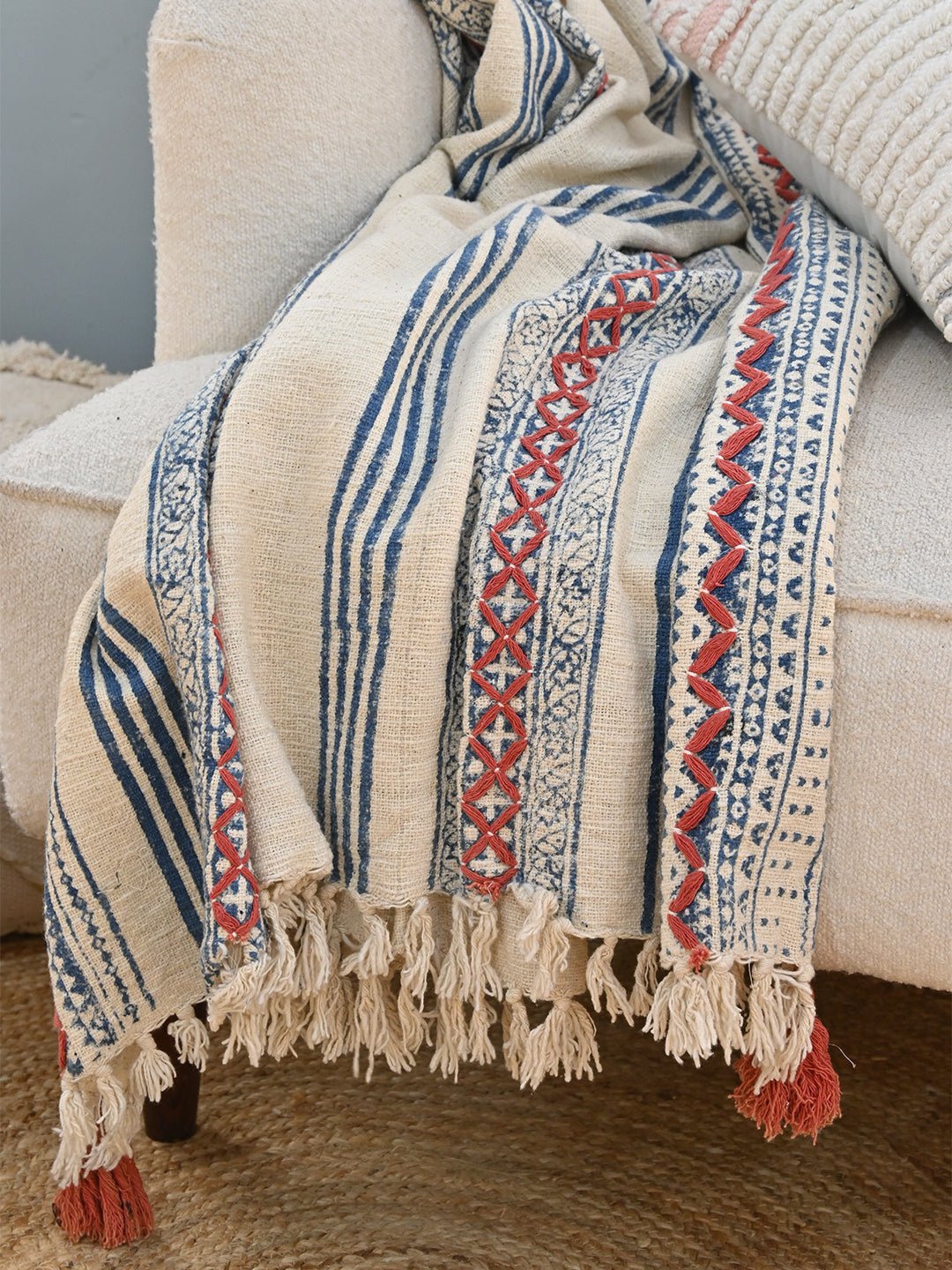 RAVINE -PRINTED THROWS - ART AVENUE