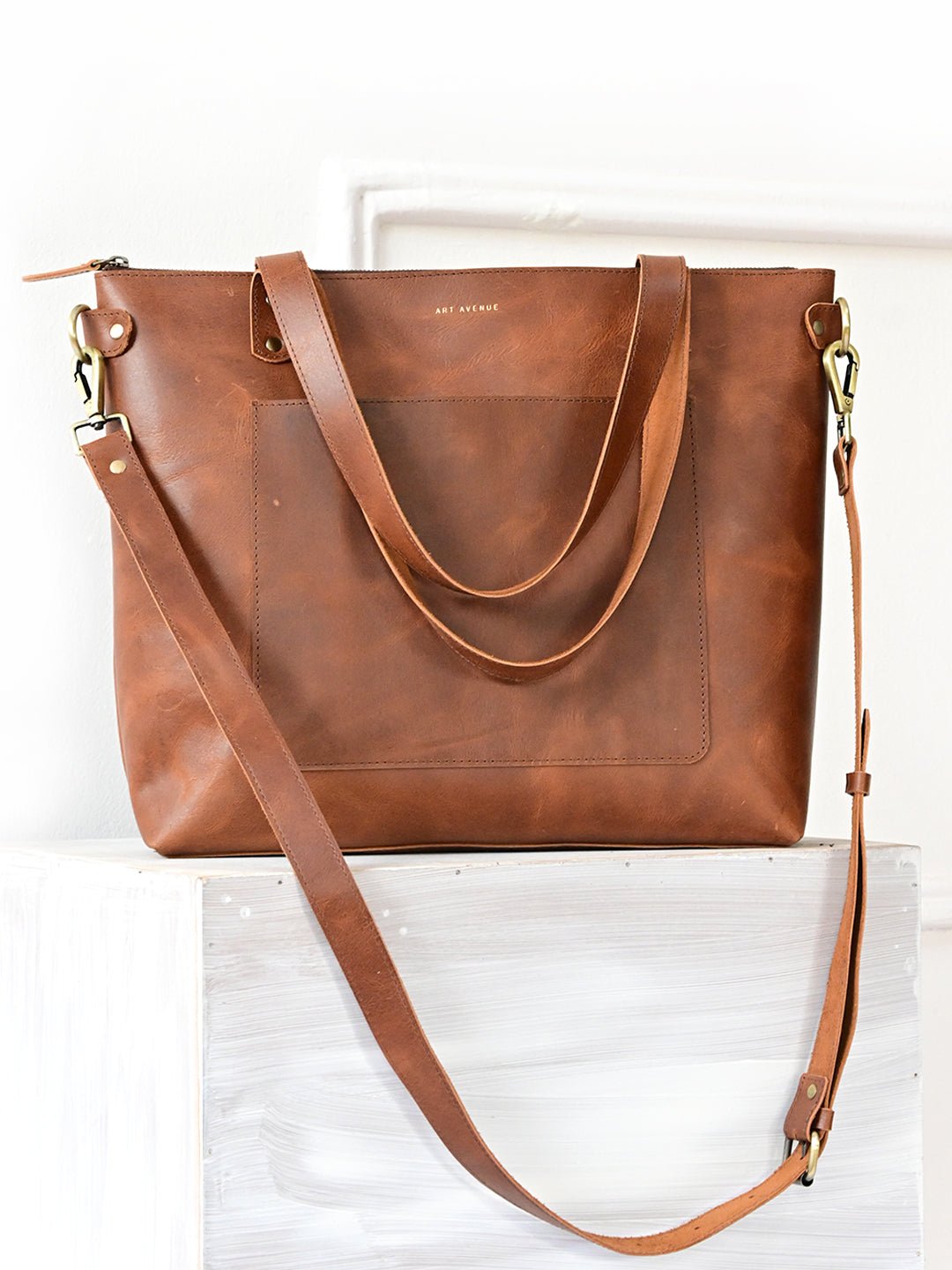 ERGOT - LEATHER TOTE BAG & CUM SLING BAG - ART AVENUE