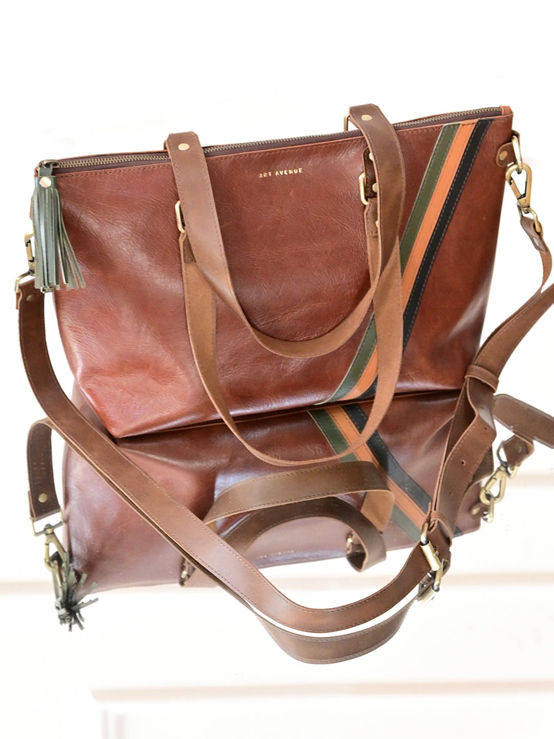 SURRANE- LEATHER TOTE BAG - ART AVENUE