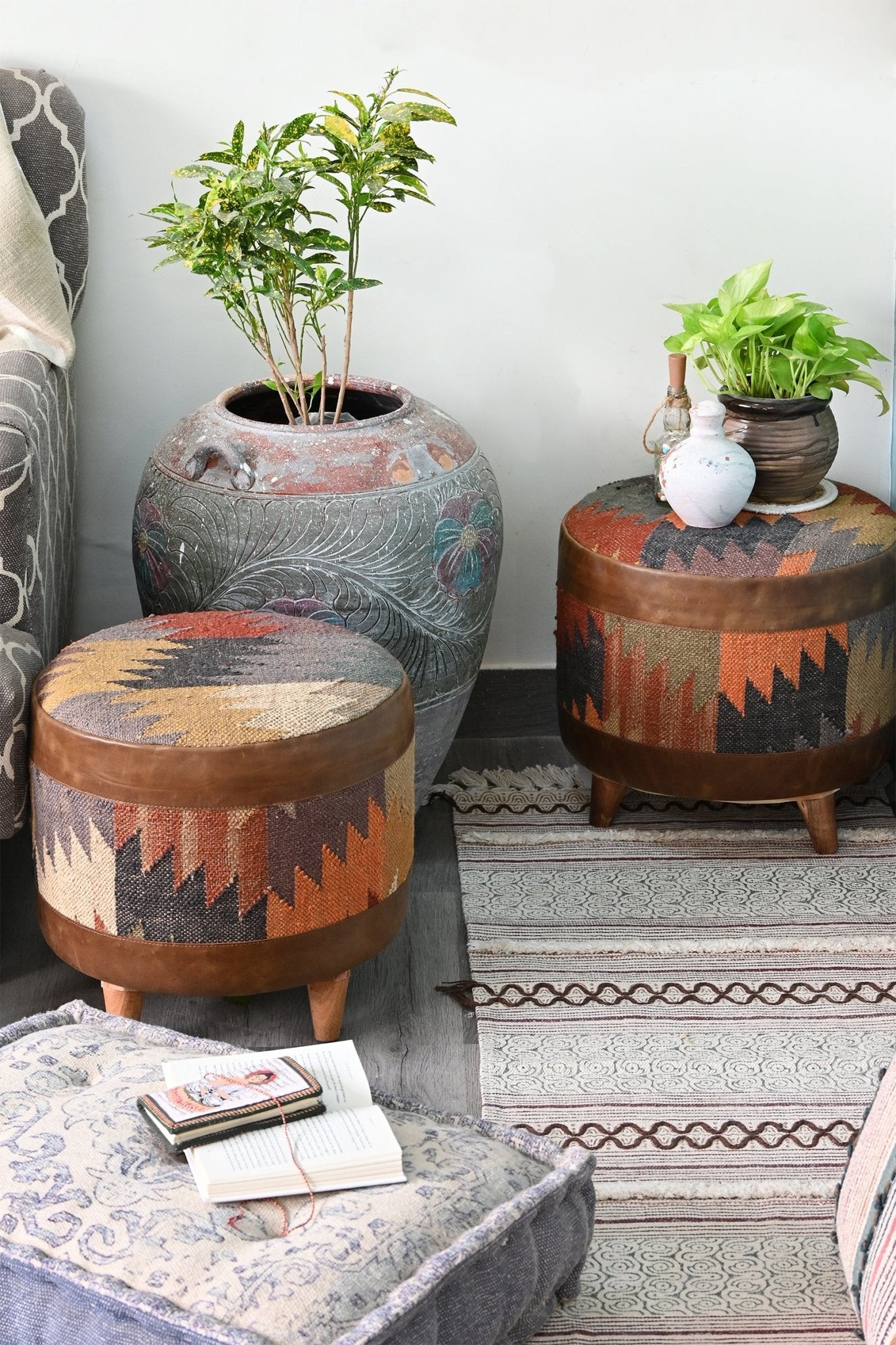 PEURTO - KILIM & LEATHER OTTOMAN - ART AVENUE