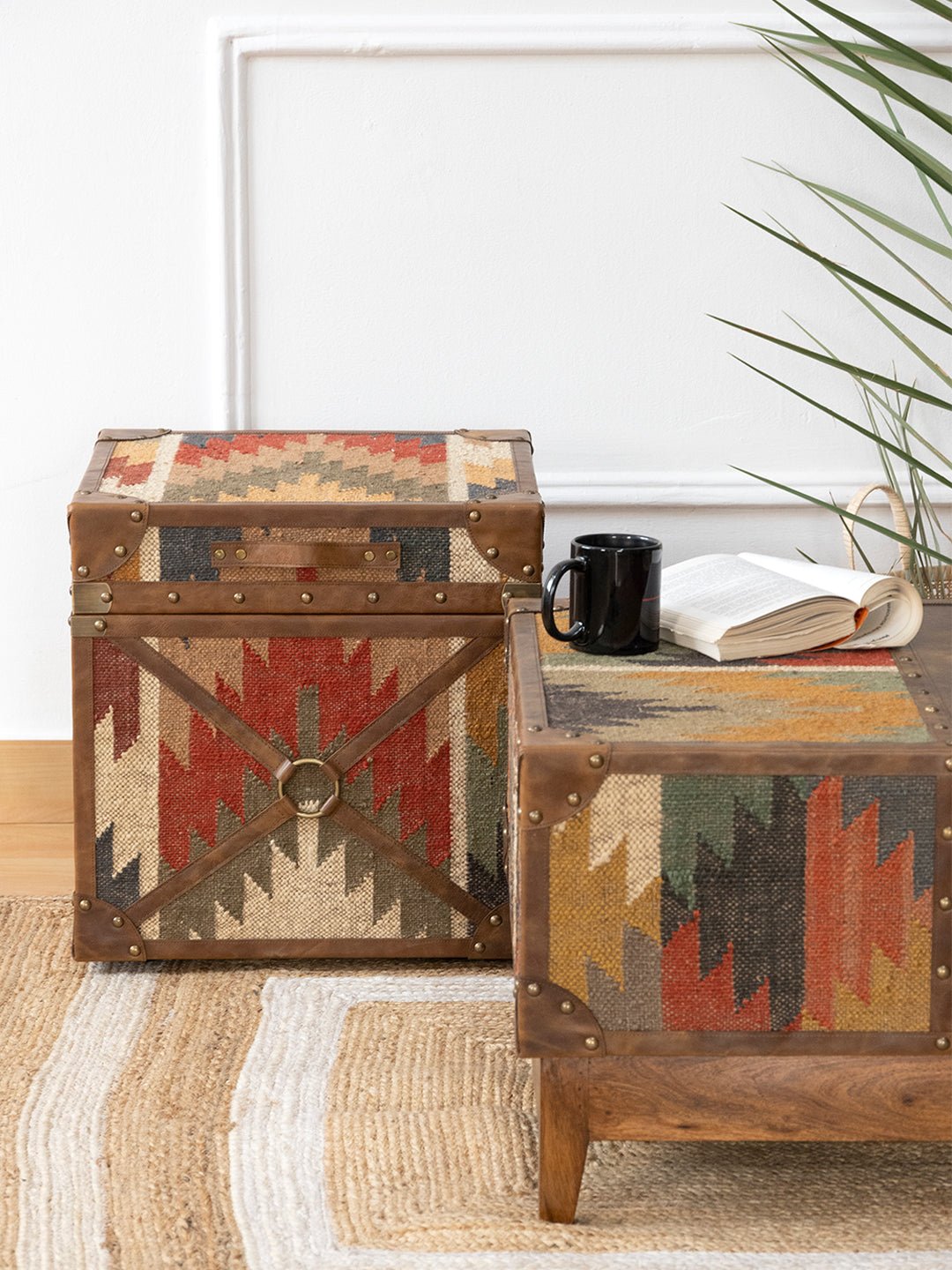 MONARDA - TRUNK - ART AVENUE