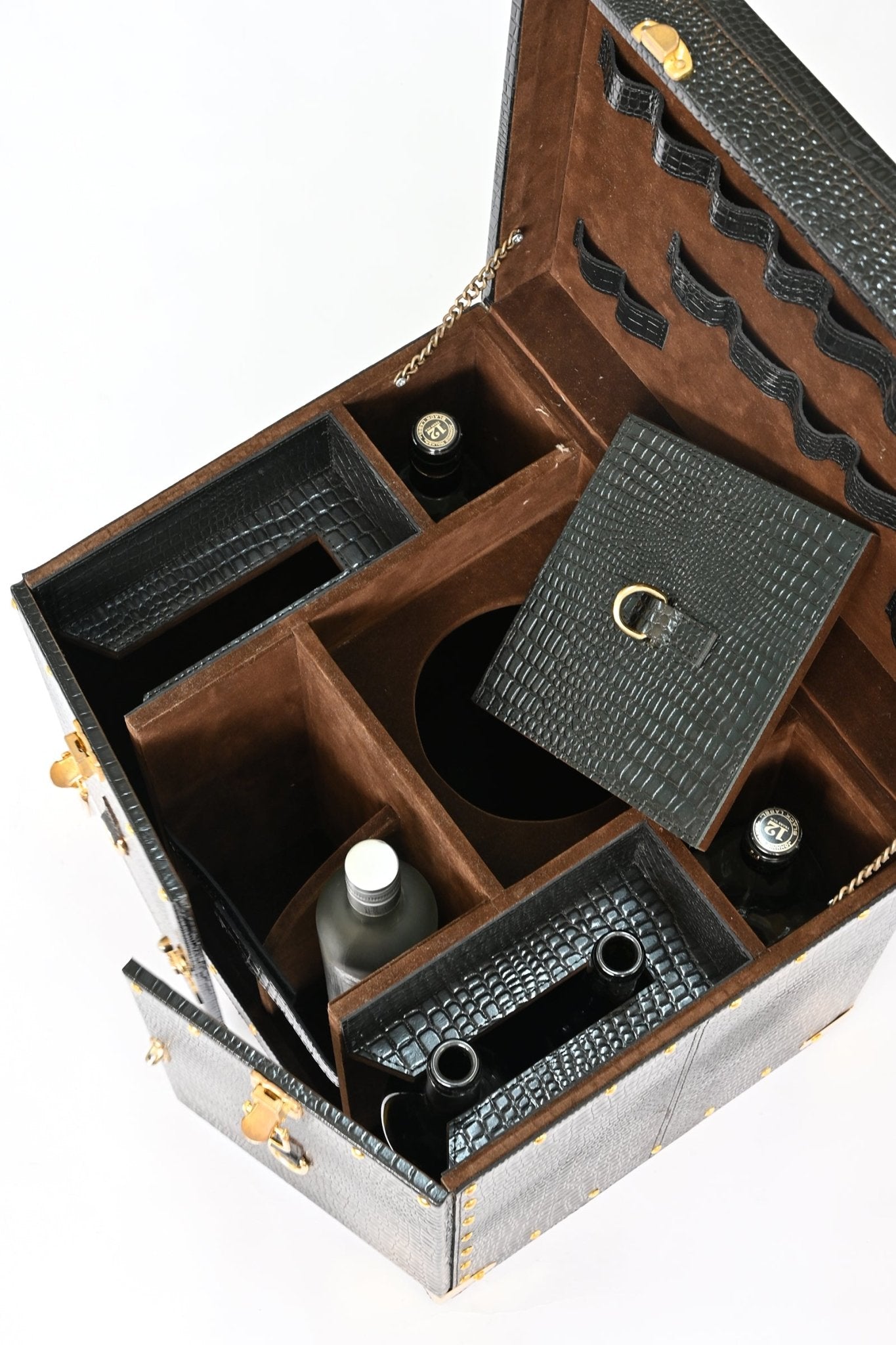 MILANO PORTABLE LEATHER BAR CABINET - ART AVENUE