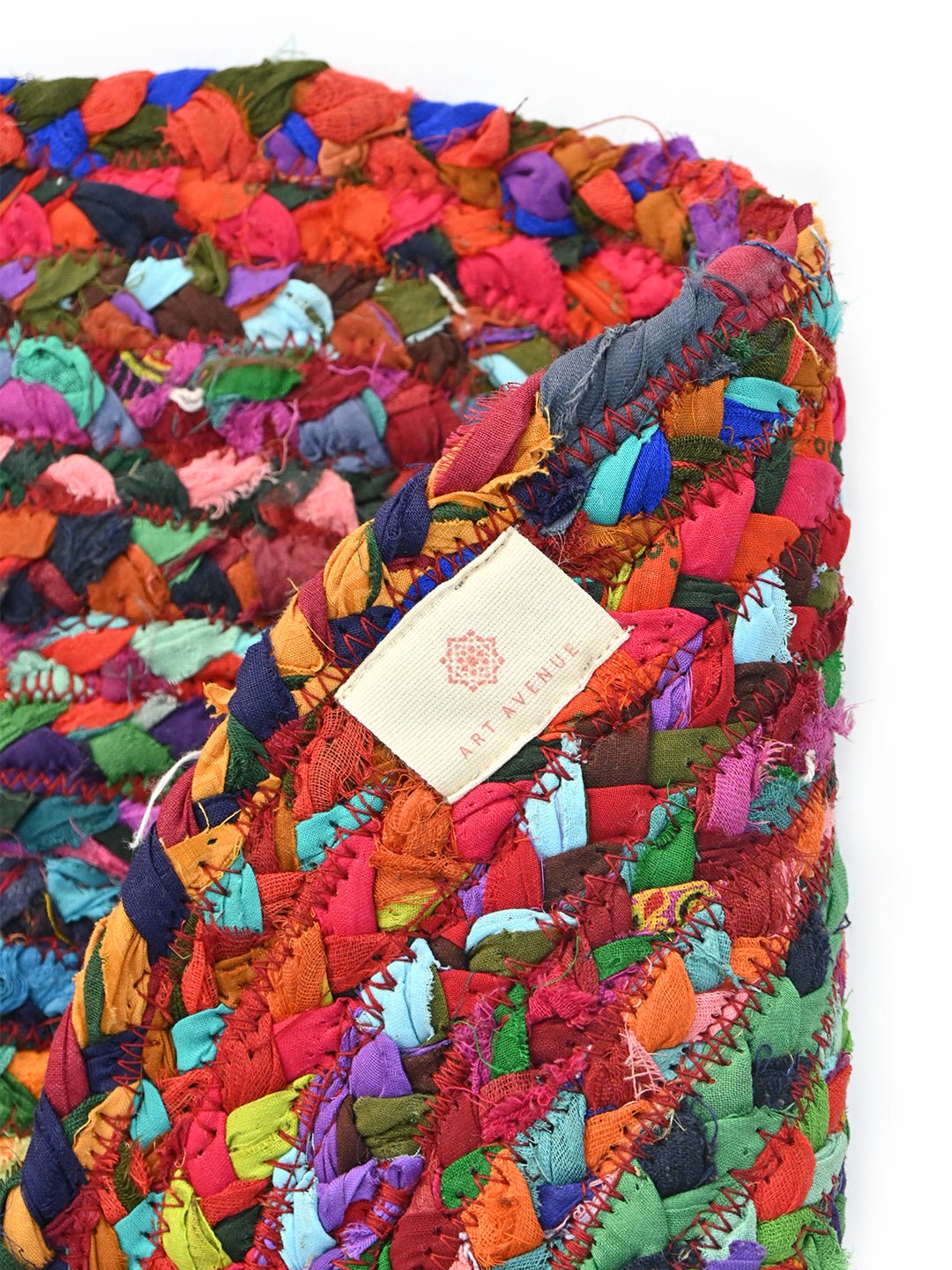 JUSTIFIED - ROUND JUTE RUG - ART AVENUE